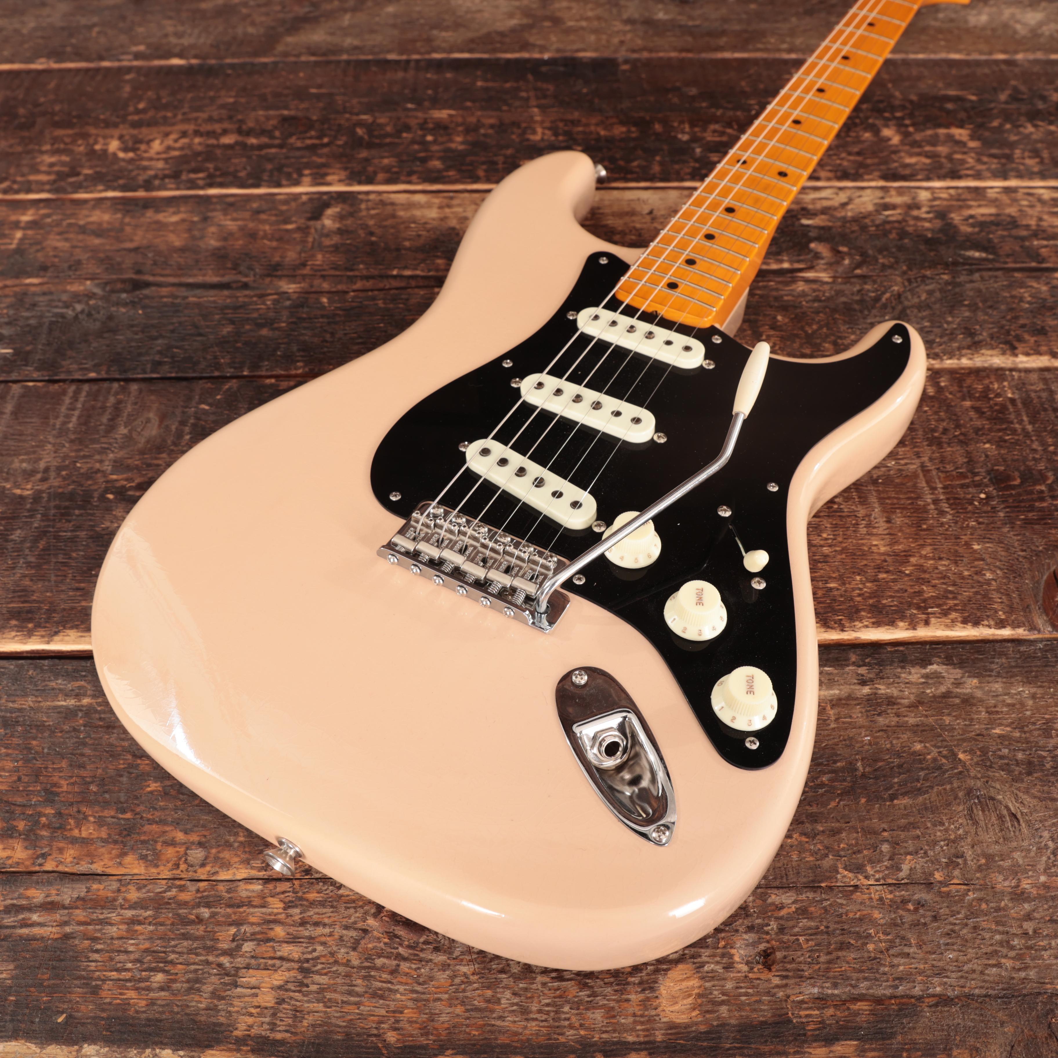 Fender Custom Shop '55 Stratocaster Closet Classic in Super Faded Aged Dirty Shell Pink - 9237002871 (8).JPG