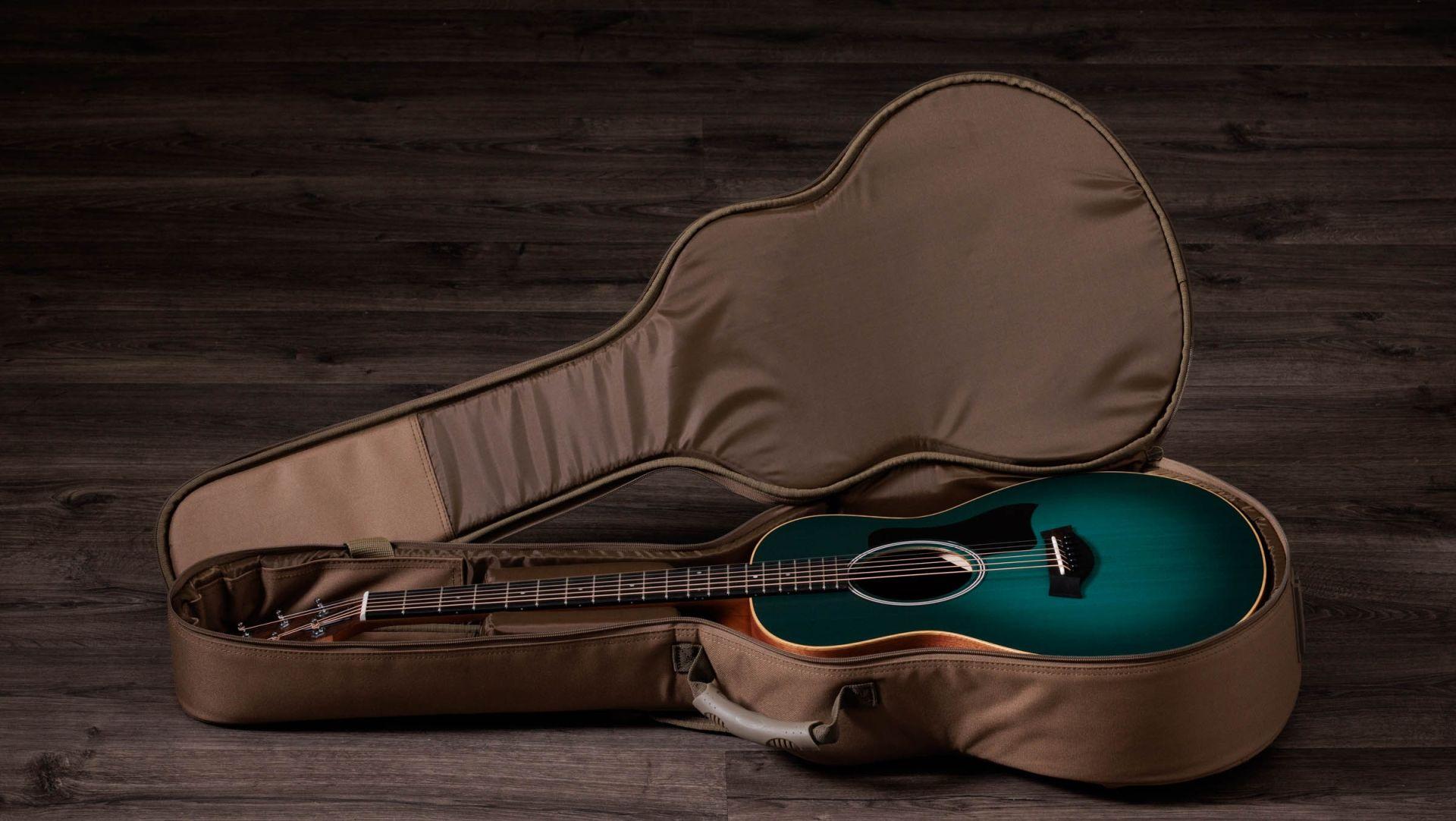 Taylor GS Mini-e Special Edition Electro-Acoustic in Blue Burst - Taylor-GS-Mini-e-Special-Edition-Blue-Burst-2201295237-gallery-01-2025.jpg