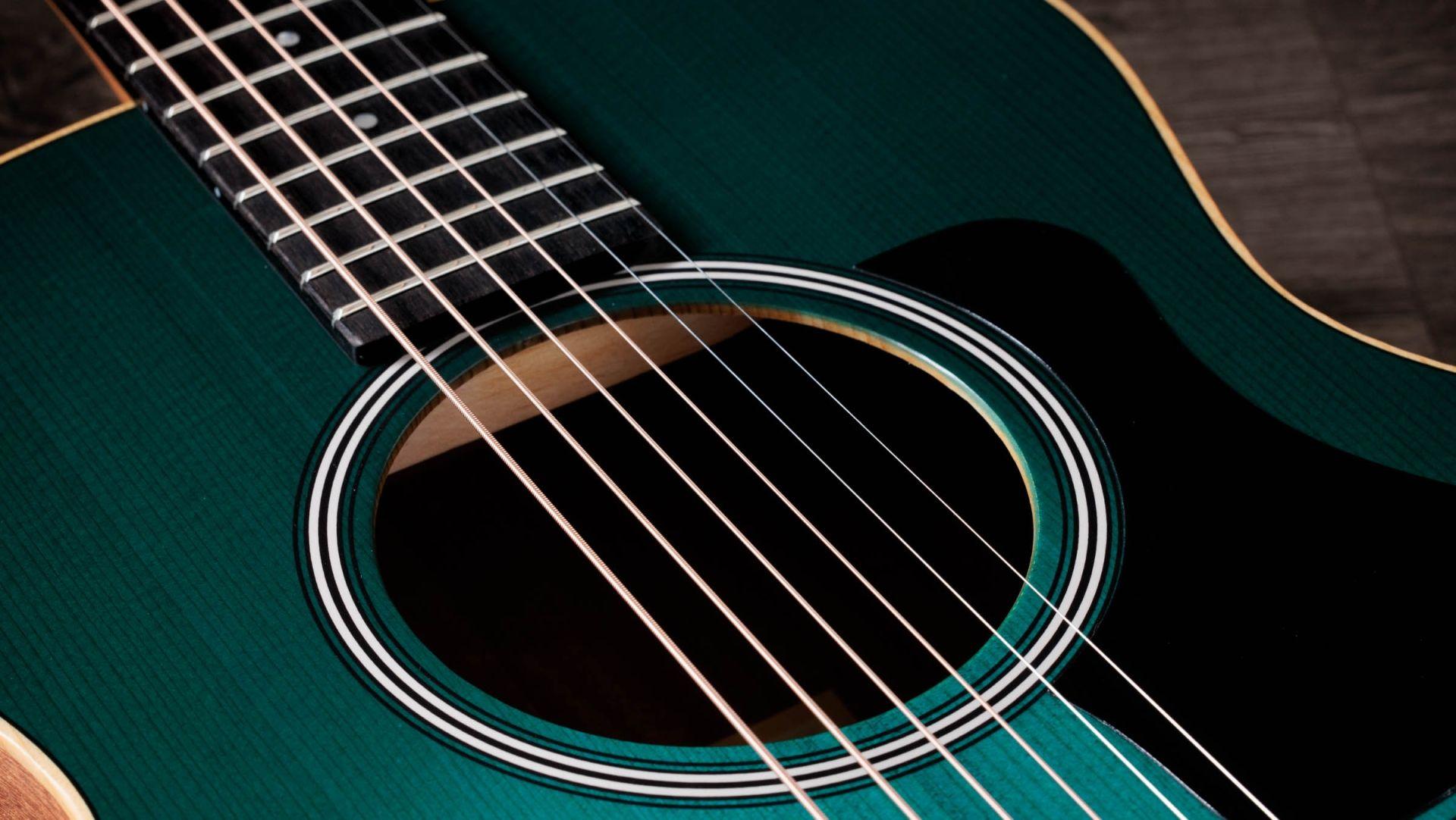 Taylor GS Mini-e Special Edition Electro-Acoustic in Blue Burst - Taylor-GS-Mini-e-Special-Edition-Blue-Burst-2201295237-gallery-07-2025.jpg