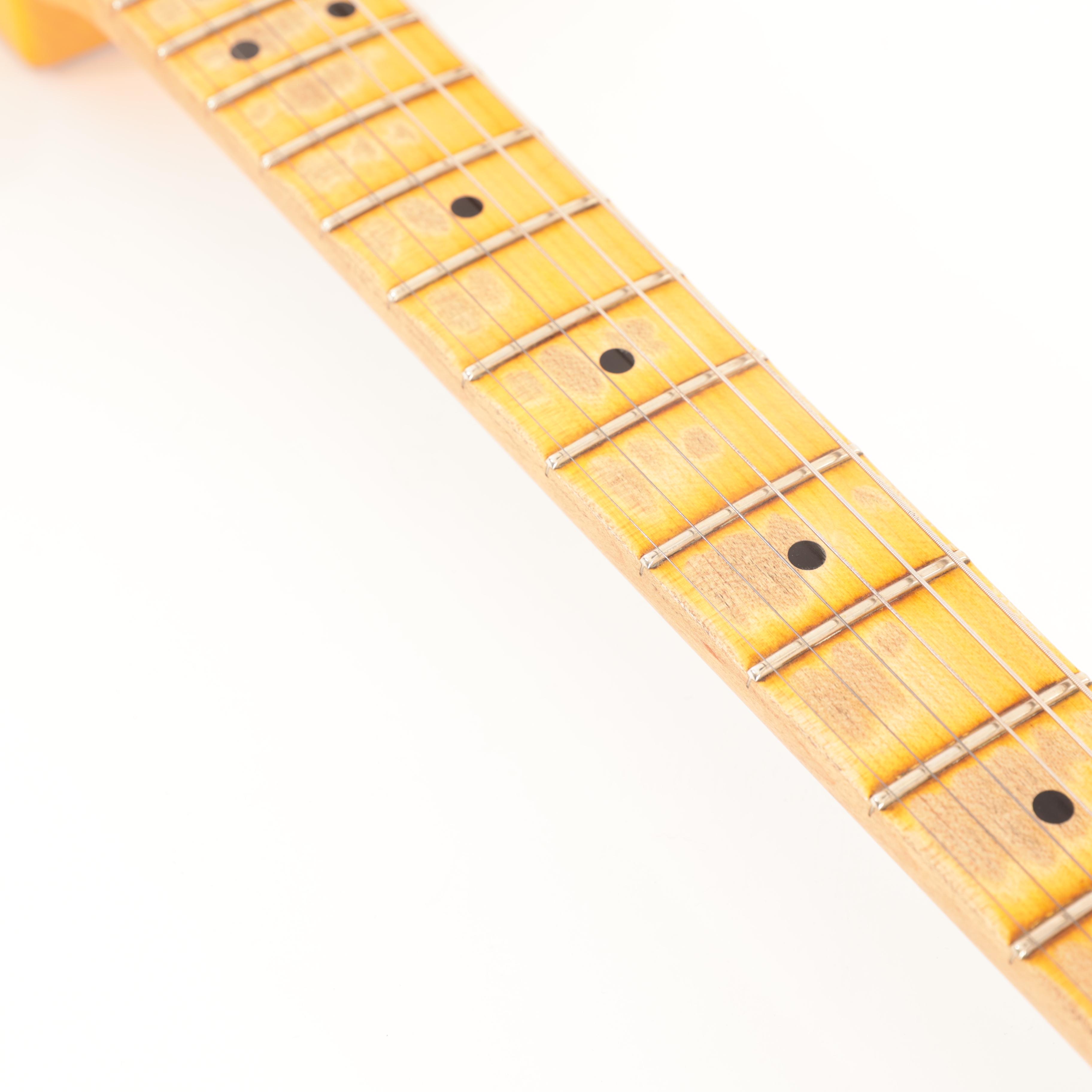 Second Hand Fender Custom Shop Thinline Tele Heavy Relic in Butterscotch 851 - SH-114-1851 (14).jpg