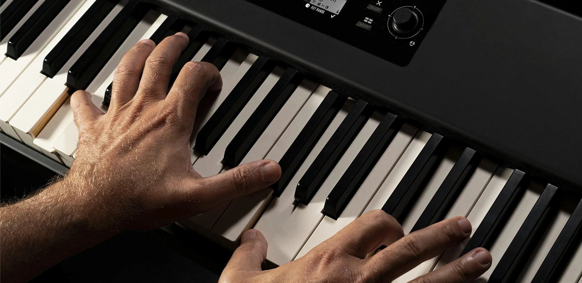 Studiologic SL73 MK2 MIDI Keyboard & Controller - SL88GRANDGTMK2 (3).jpg