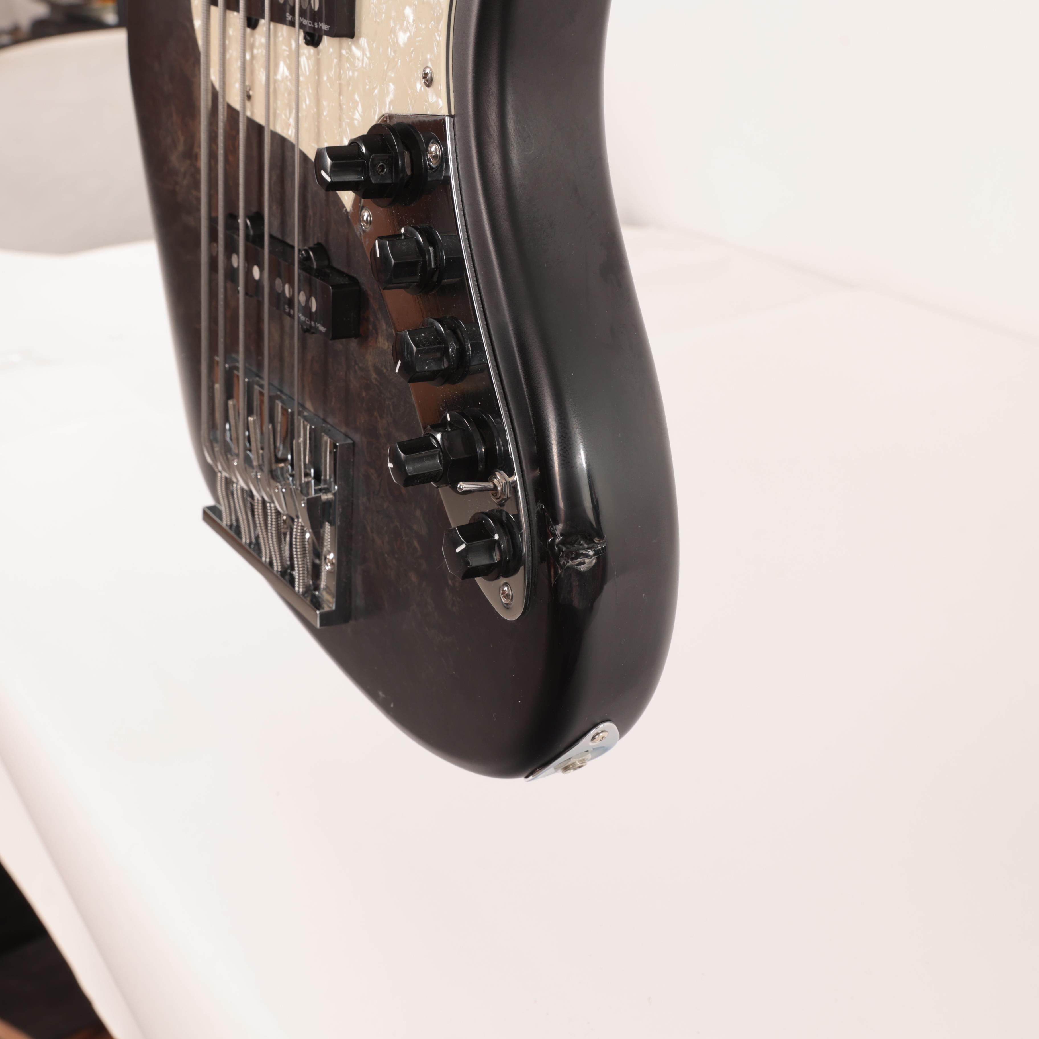 B Stock : Sire Marcus Miller V7 Reissue Fretless Swamp Ash 5 String Bass in Transparent Black Satin 001 - B-SIREFLV7R-0001 (7).jpg