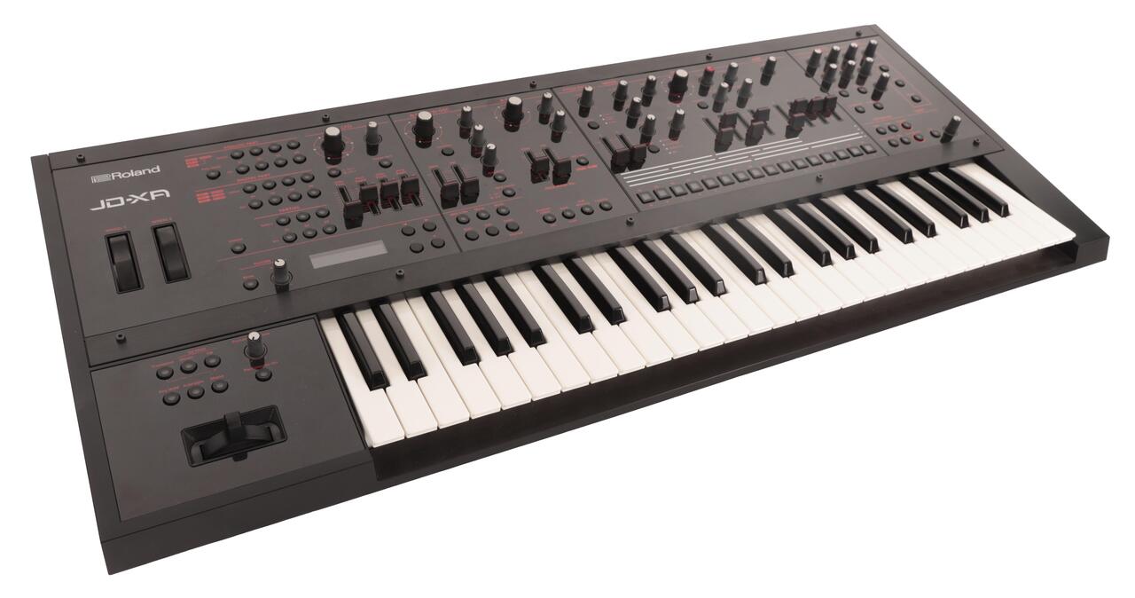 B Stock : Roland JD-XA Analog/Digital Crossover Synthesizer 001 - B-LOANJDXA-0001 (4).jpg