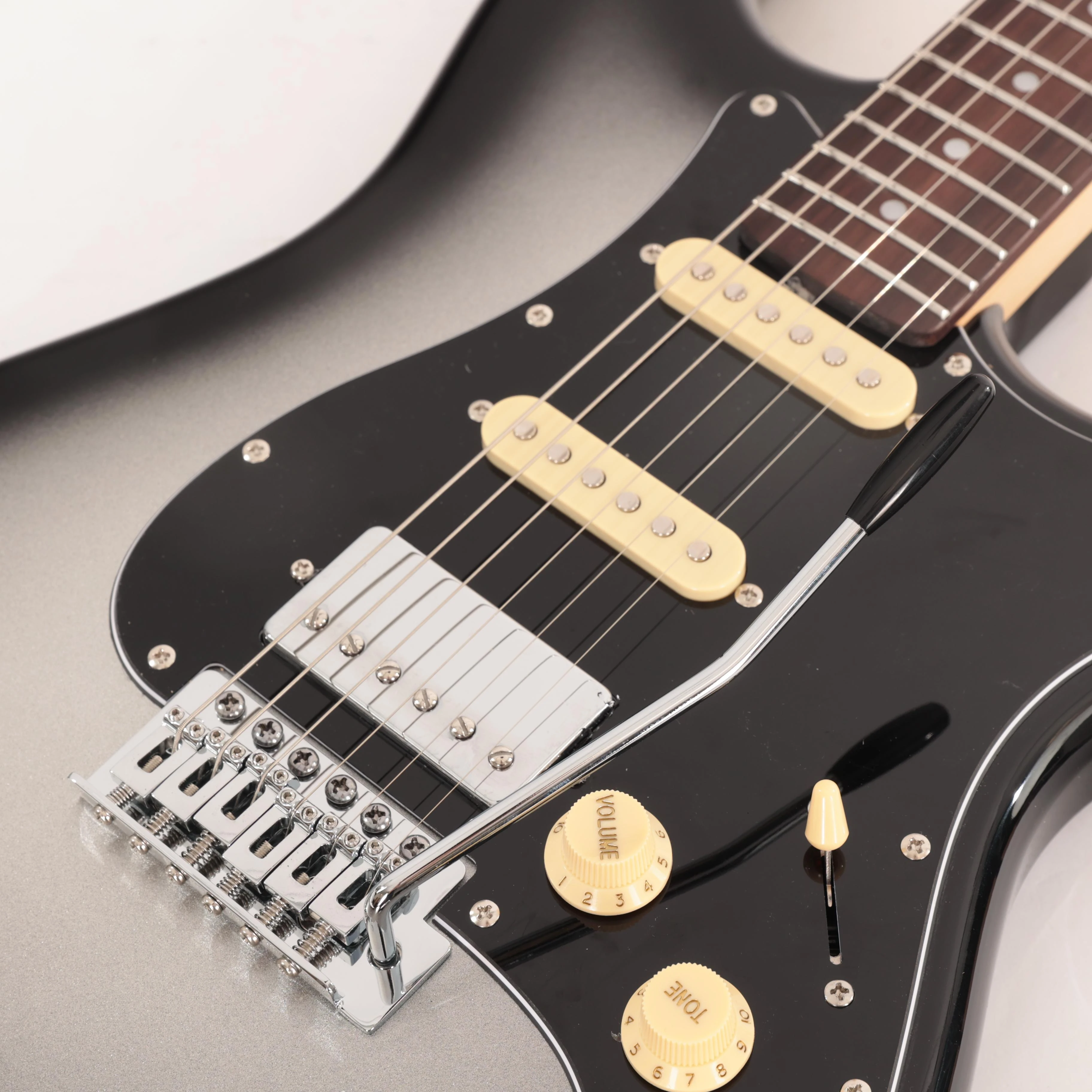 Eastcoast ST2 HSS Electric Guitar In Silverburst Guard With Rosewood Fretboard - EC-ST2-SLV (6).jpg