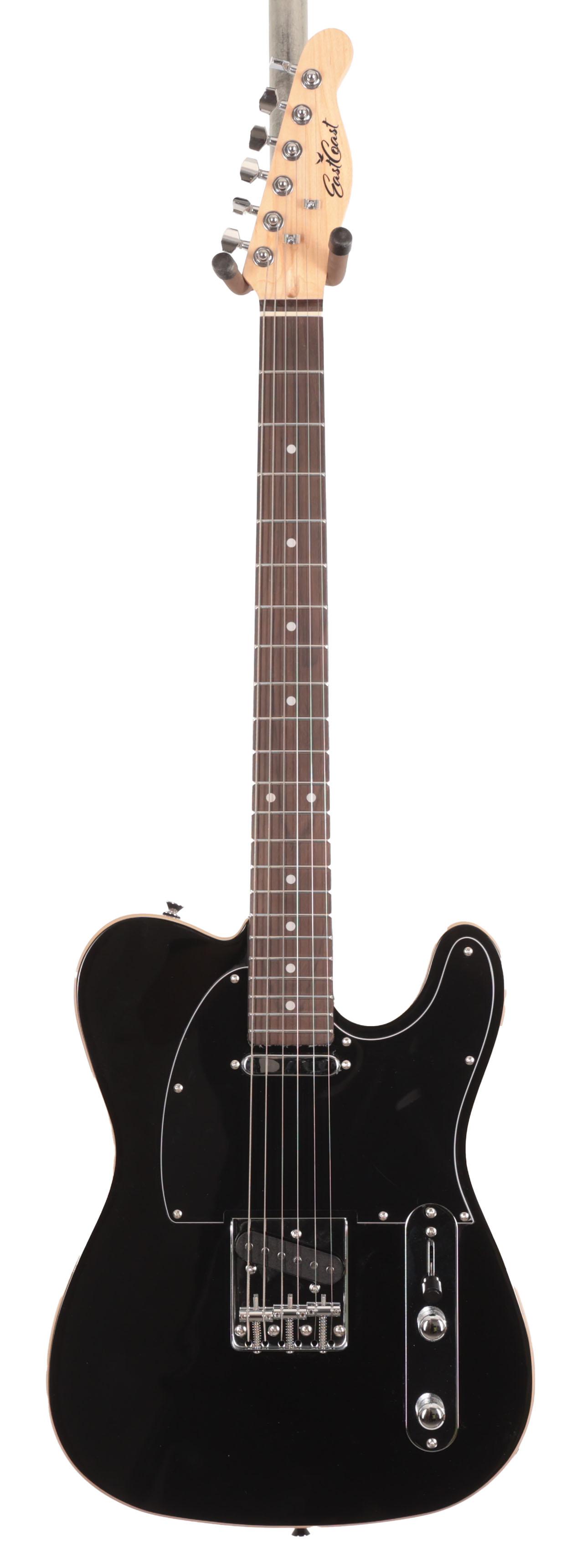 EastCoast T62 Electric Guitar Starter Pack in Black with 15w Amp & Accessories - EC-T62-BLK (3).jpg