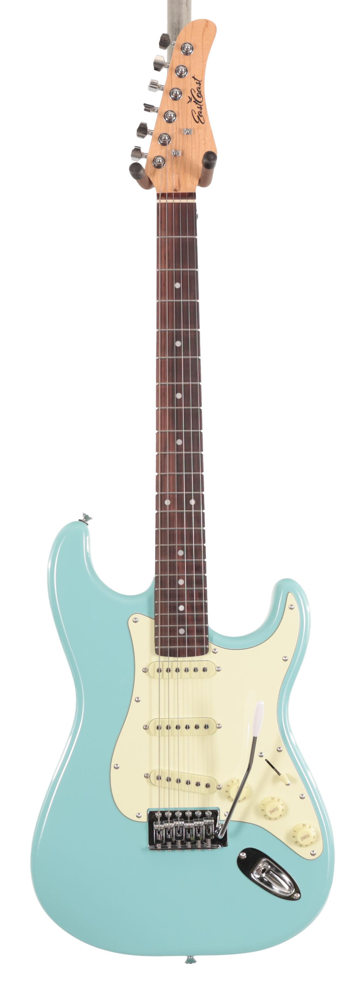 EastCoast ST1 Electric Guitar Starter Pack in Daphne Blue with 10W Amp & Accessories - EC-ST1-DPB (3).jpg