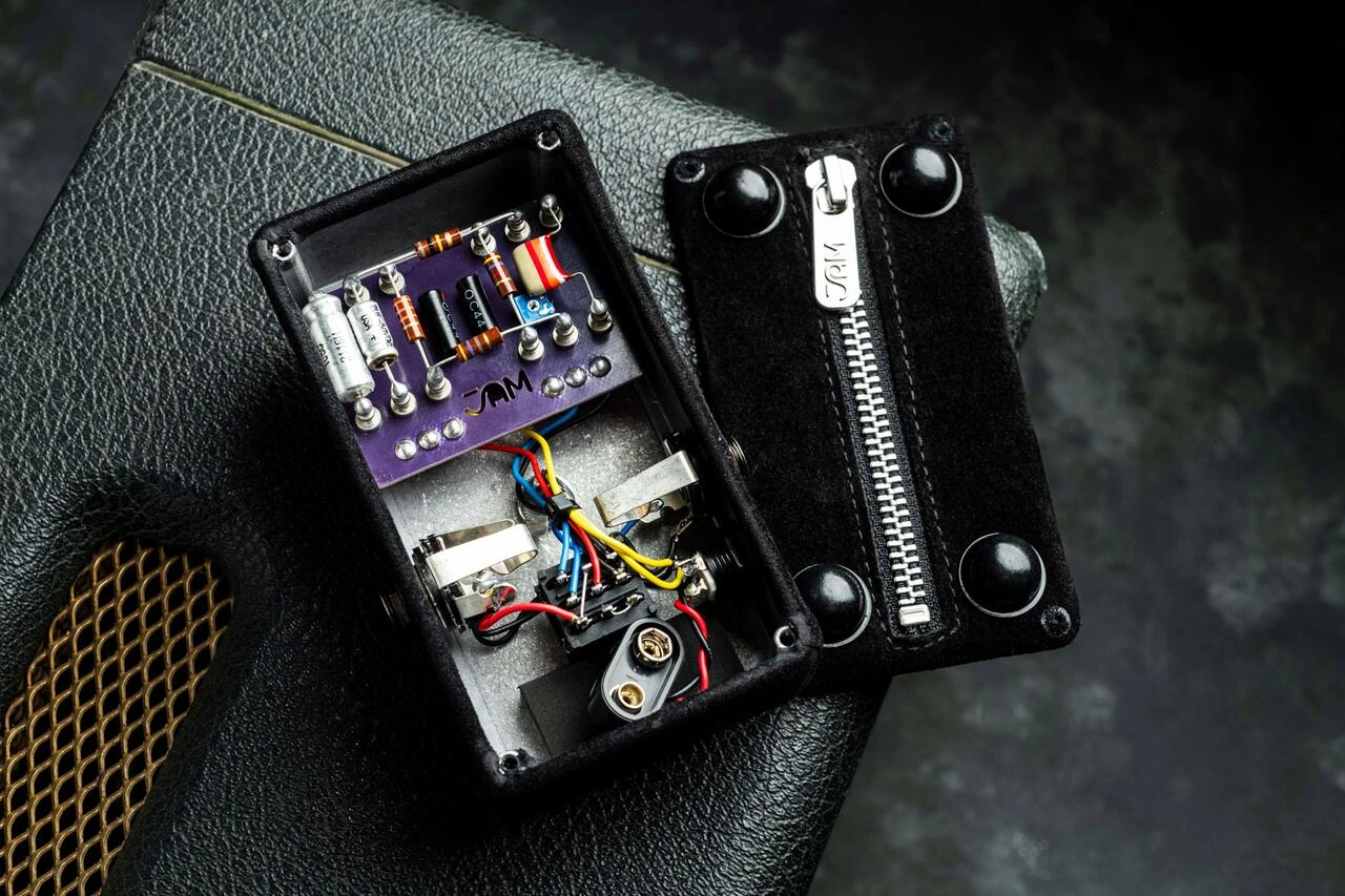 Jam Pedals Fuzz Phrase Black LTD Fuzz Pedal - FPLB8.jpg