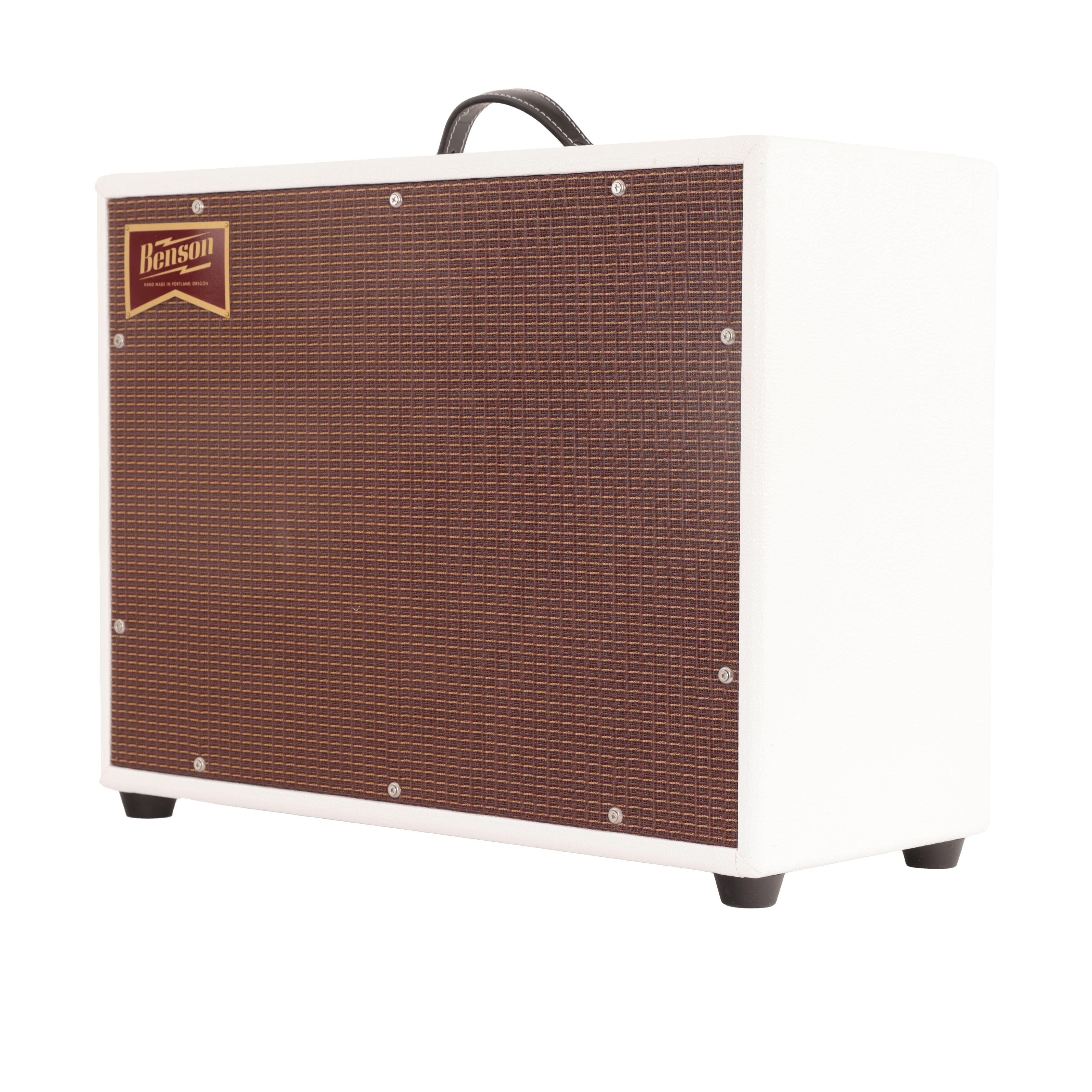 Benson Monarch 15w 1x12" Combo in White with Oxblood Grille - IMGL8986.jpg