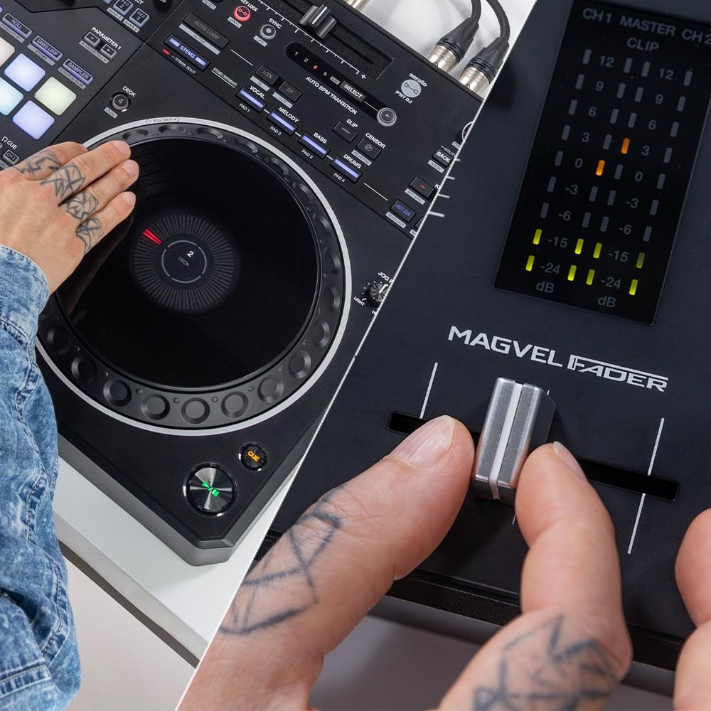Pioneer DDJ-REV5 2-Channel Battle-Style DJ Controller for Rekordbox / Serato - DDJ-REV5_6.jpg