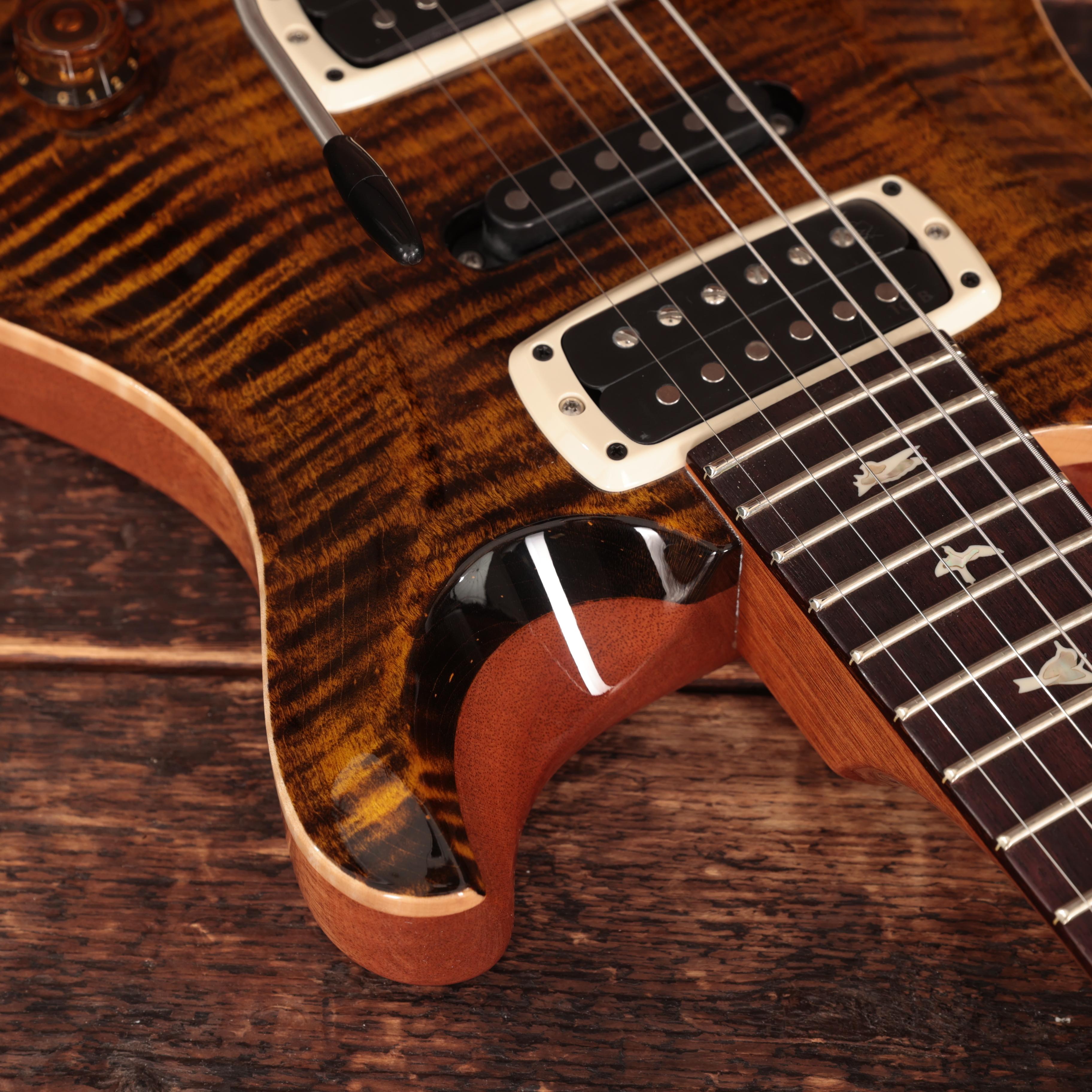 PRS Modern Eagle V Electric Guitar In Yellow Tiger - 0402768 (11).JPG