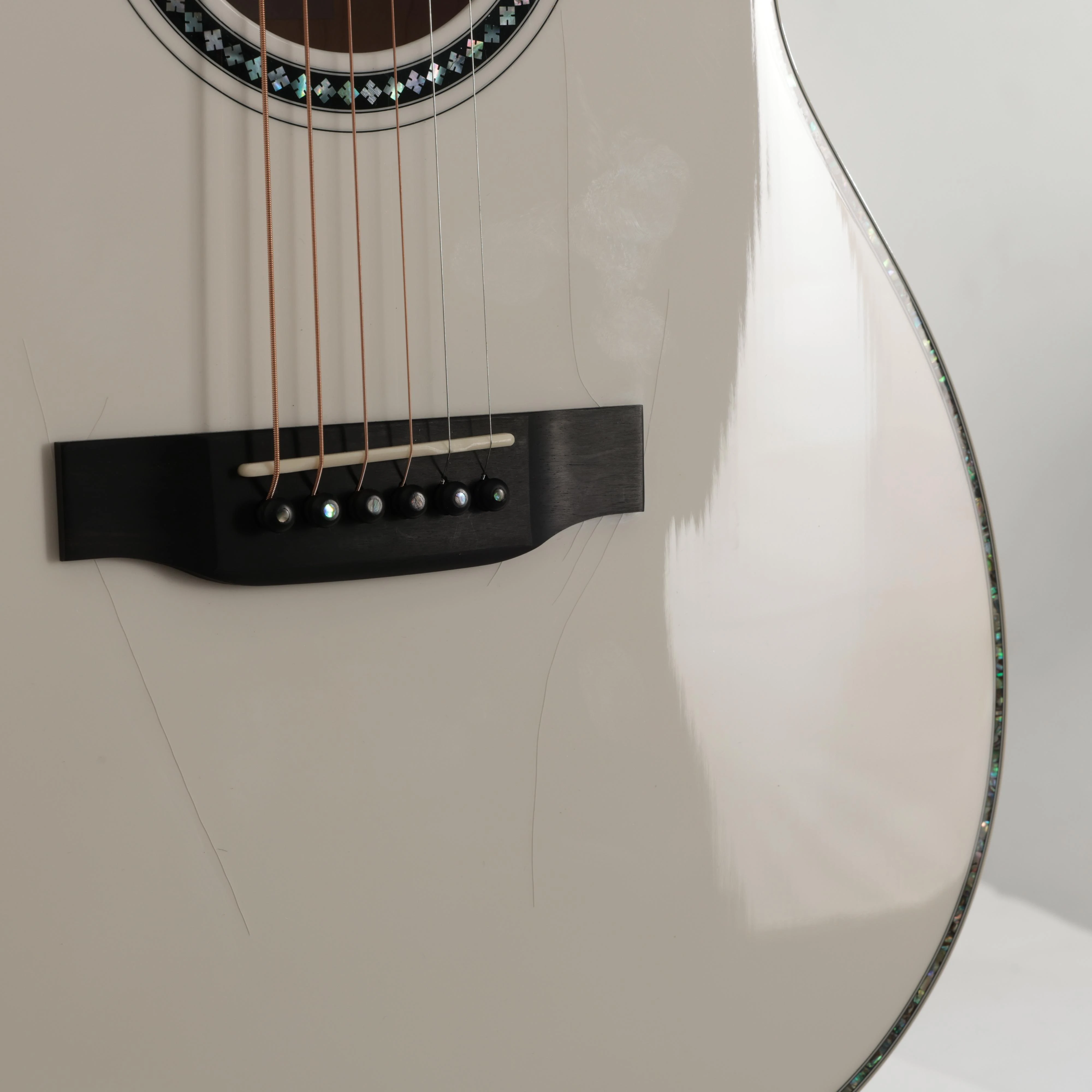 B Stock : Sigma S000A White Pearl - Solid flamed maple back and sides - LR Baggs EAS-VTC 004 - B-SIG-GTR-S-0004-5.jpg