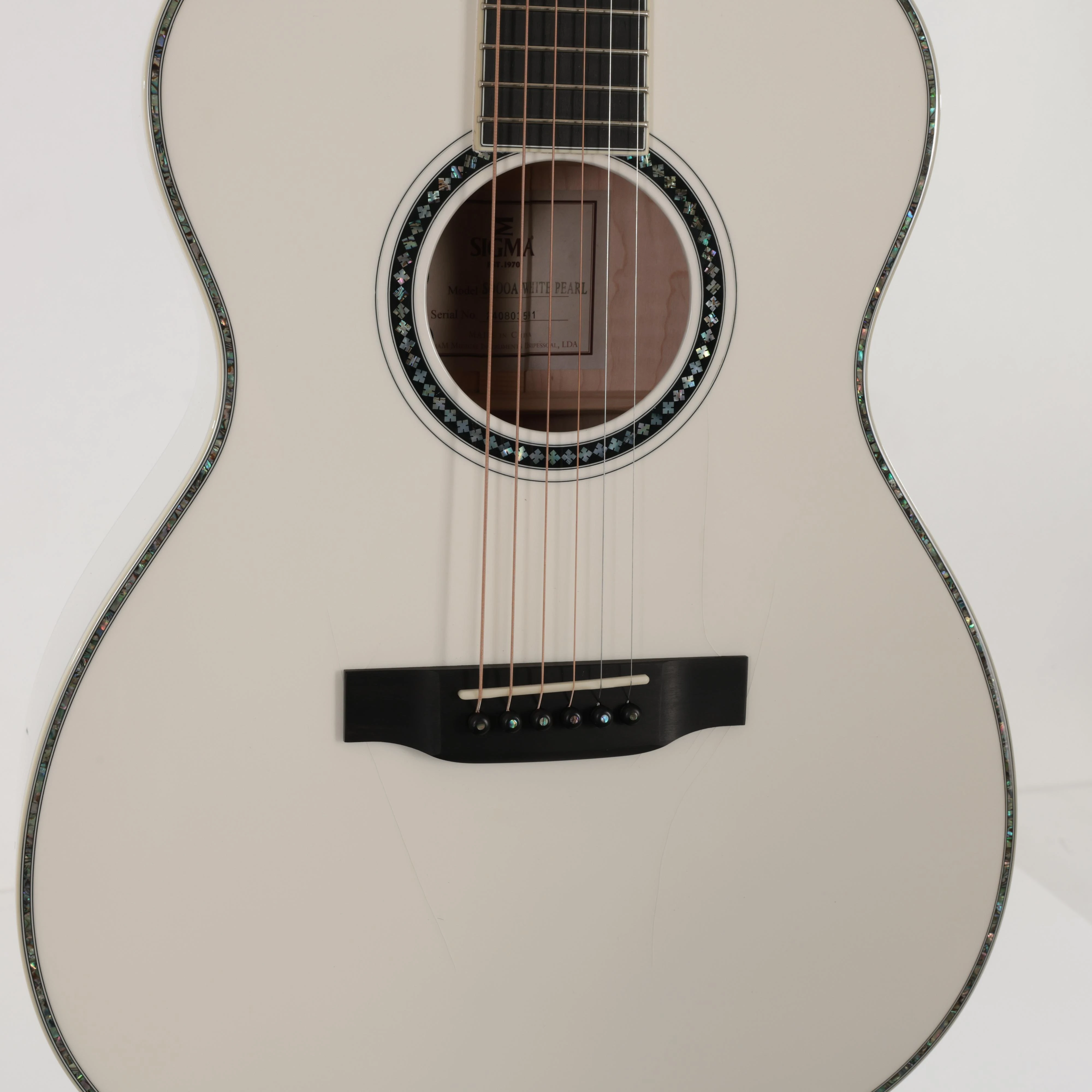 B Stock : Sigma S000A White Pearl - Solid flamed maple back and sides - LR Baggs EAS-VTC 004 - B-SIG-GTR-S-0004-11.jpg