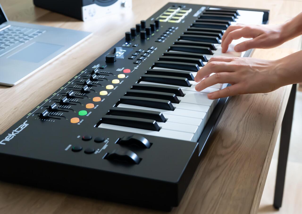 Nektar Impact LX49 MK3 MIDI Keyboard & Controller - Andertons