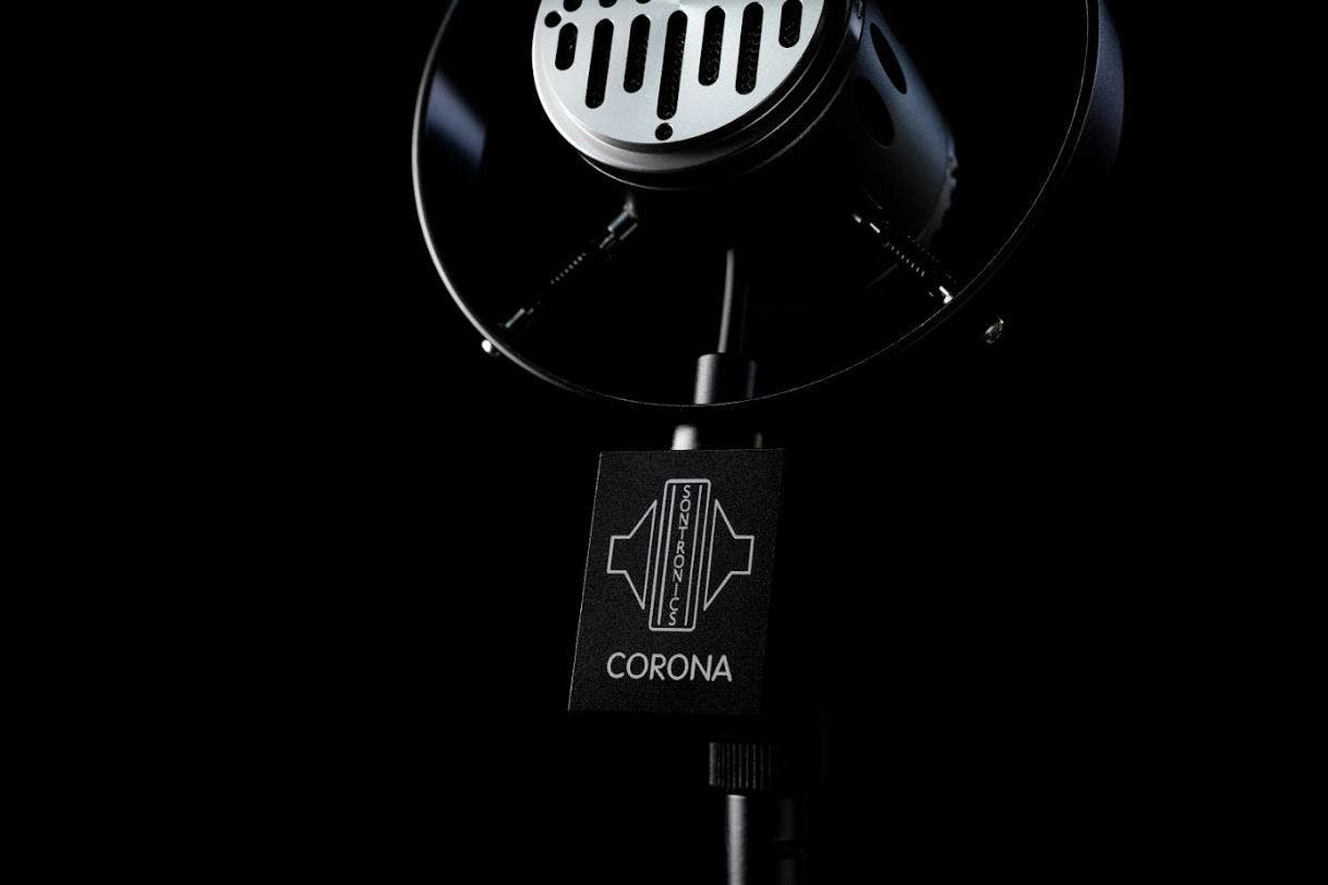 Sontronics Corona Dynamic Vocal Microphone - 527246-CORONA 2.jpg