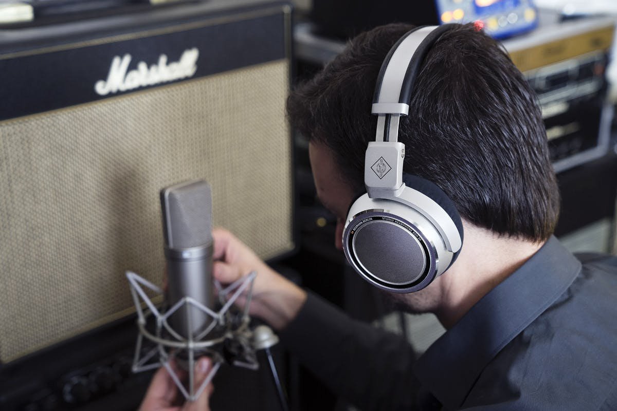Neumann NDH 20 closed back studio headphones - 518618-1655739773064.jpg
