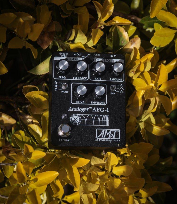 Asheville Music Tools AFG-1 Dynamic Analogue Flanger Pedal in Textured Black - Edit-2704.jpg