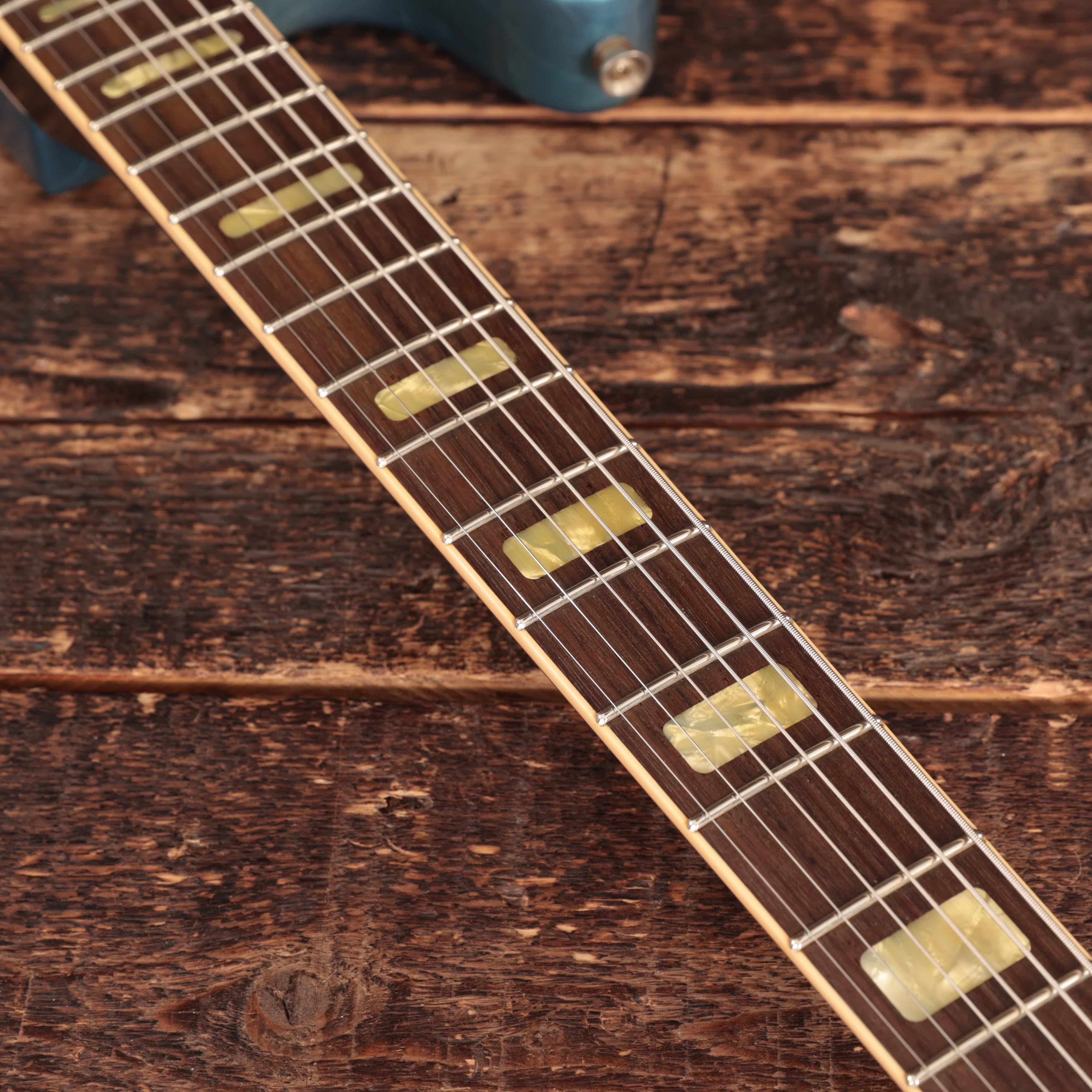 Castedosa Conchers Baritone Guitar in Aged Pelham Blue  - 385 (14).JPG