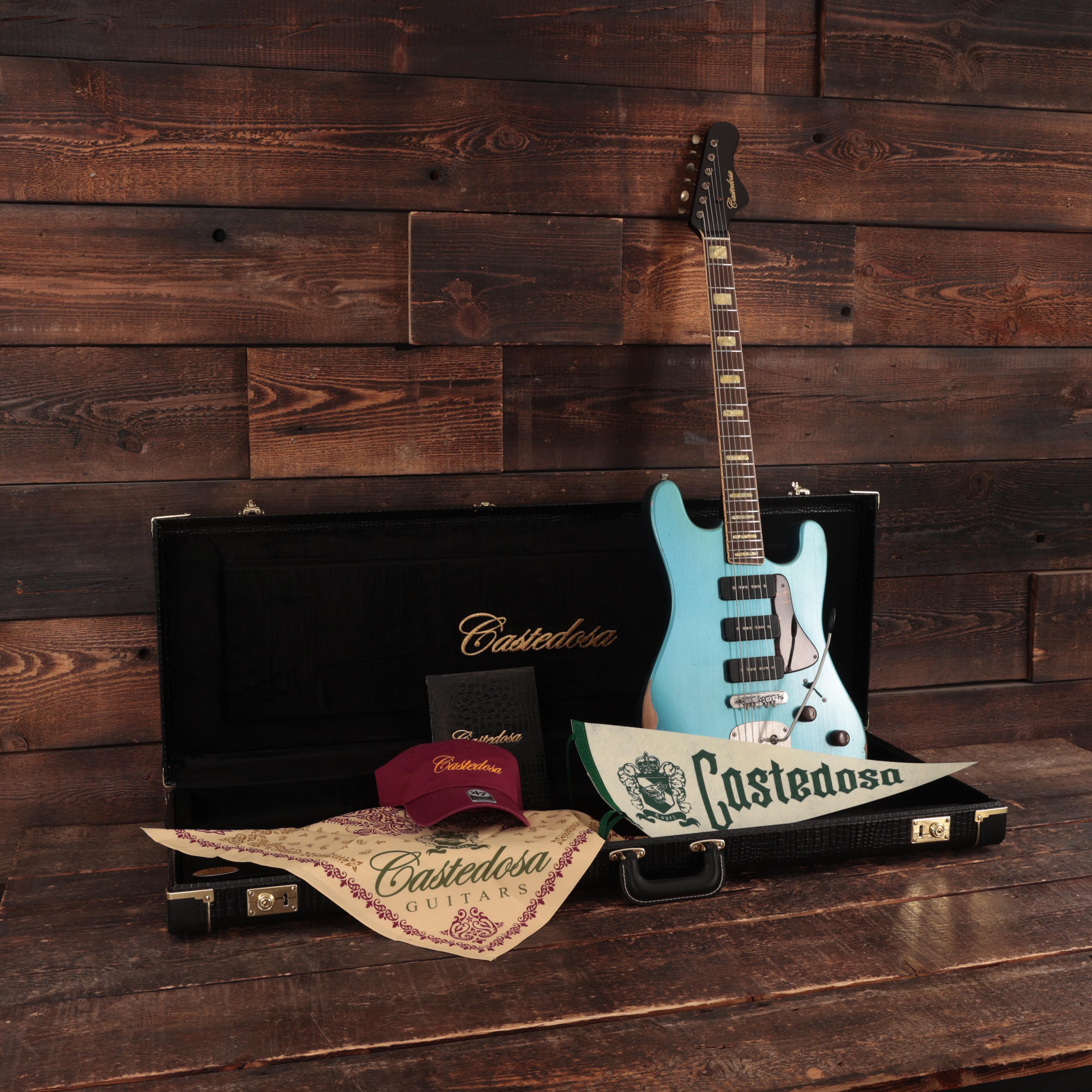 Castedosa Conchers Baritone Guitar in Aged Pelham Blue  - 385 (16).JPG