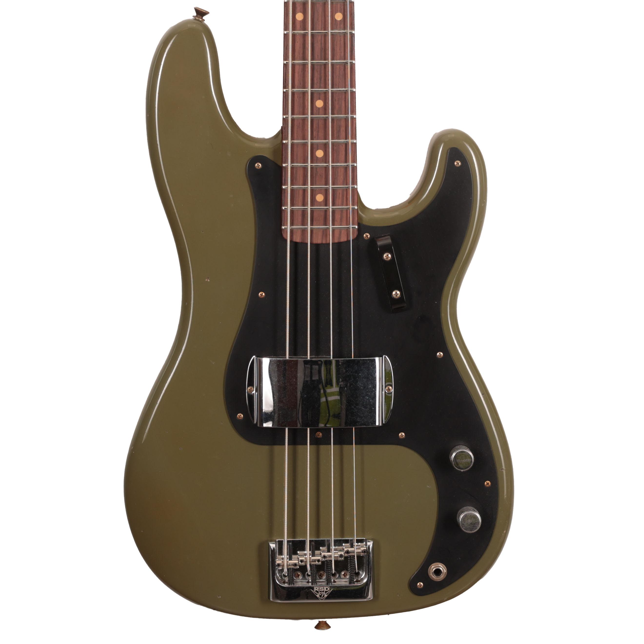 Fender Custom Shop 60's Precision Bass in Faded Aged Olive Green - CZ587350 (2).jpg