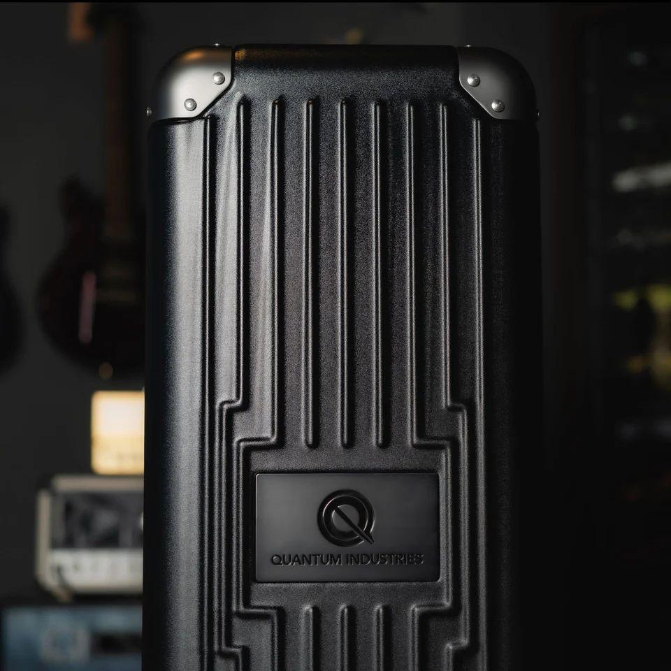 Quantum G2X Double Guitar Vault Case - G2X_02_compressed.jpg