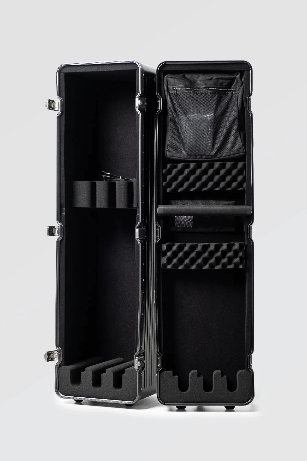 Quantum Industries BGX Triple Bass Vault Case - Quantam_Industries_Ecom-28.jpg