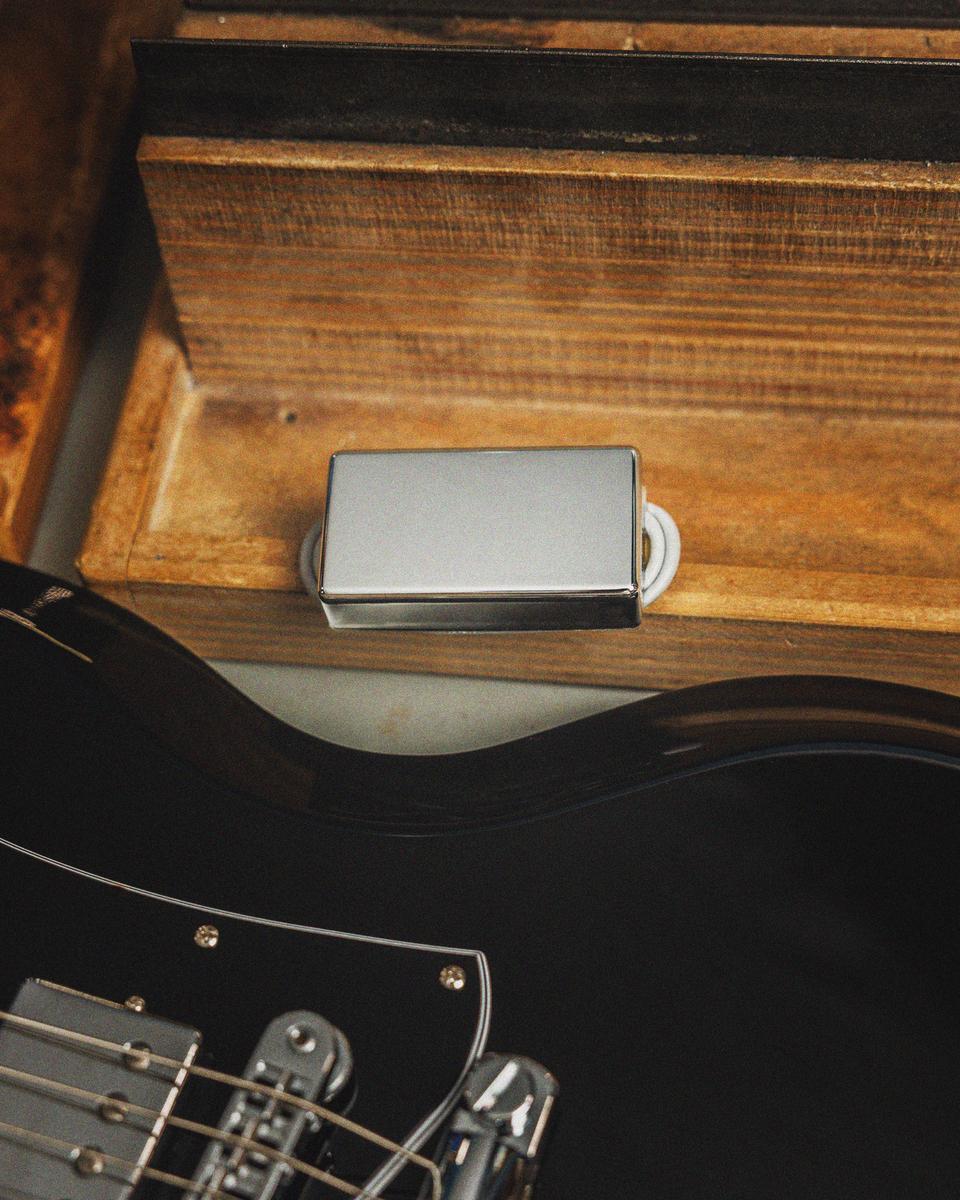 Gibson Pickups Tony Iommi Signature Humbucker in Chrome - PUTIHBCC_-06-960x1200-b39b6ae.jpg