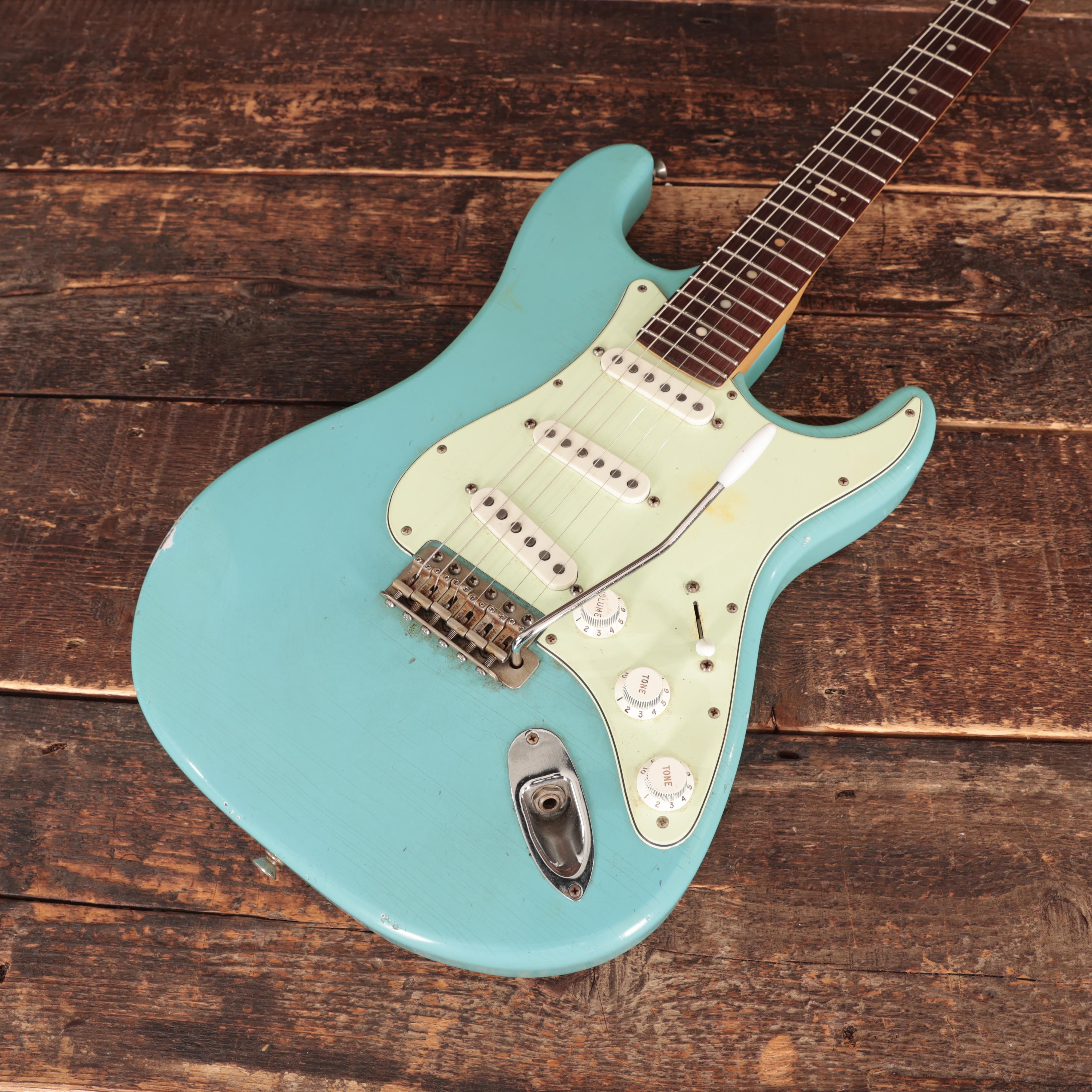 Hansen Guitars S-Style Electric Guitar in Daphne Blue, Rosewood Fretboard - 601 (9).jpg