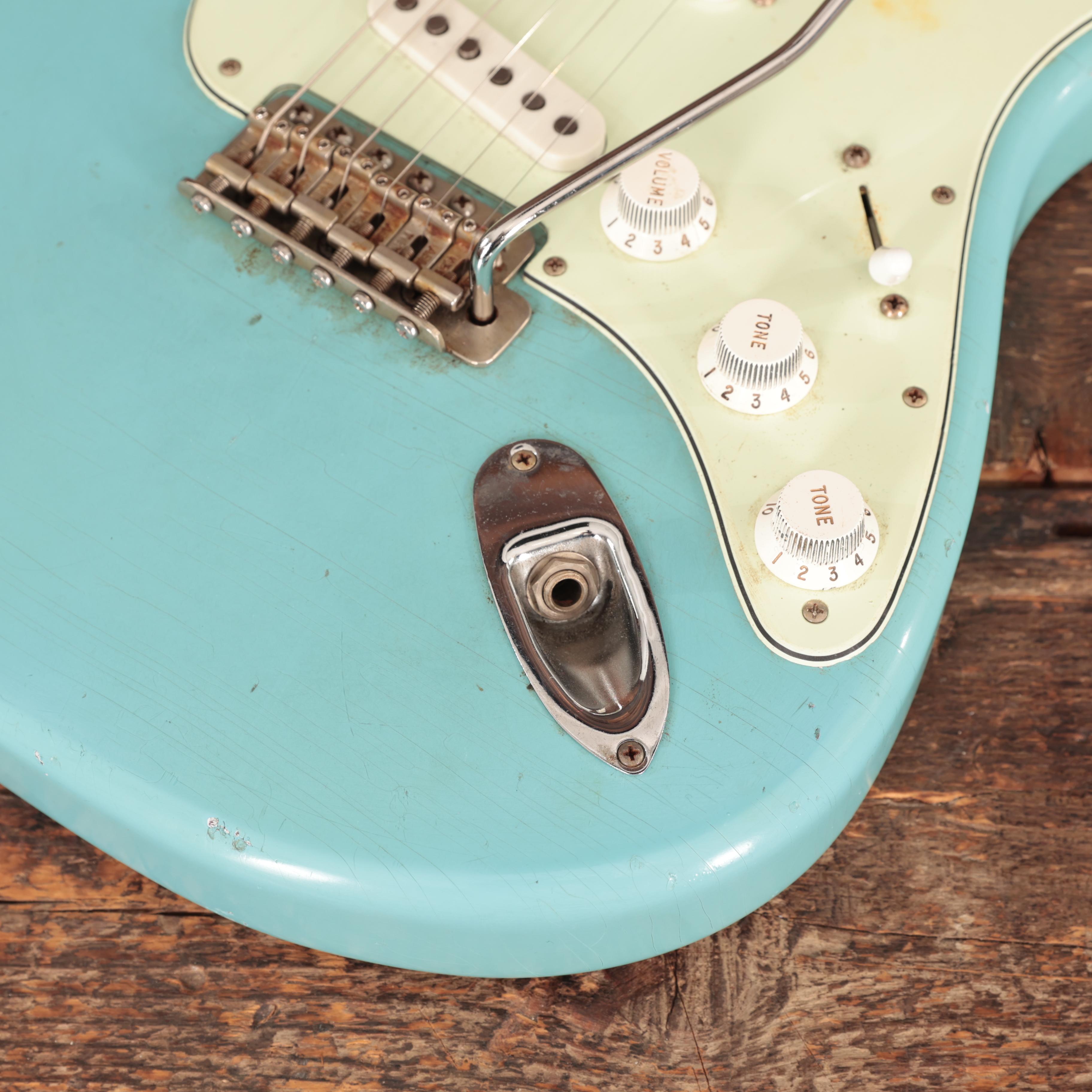 Hansen Guitars S-Style Electric Guitar in Daphne Blue, Rosewood Fretboard - 601 (11).jpg