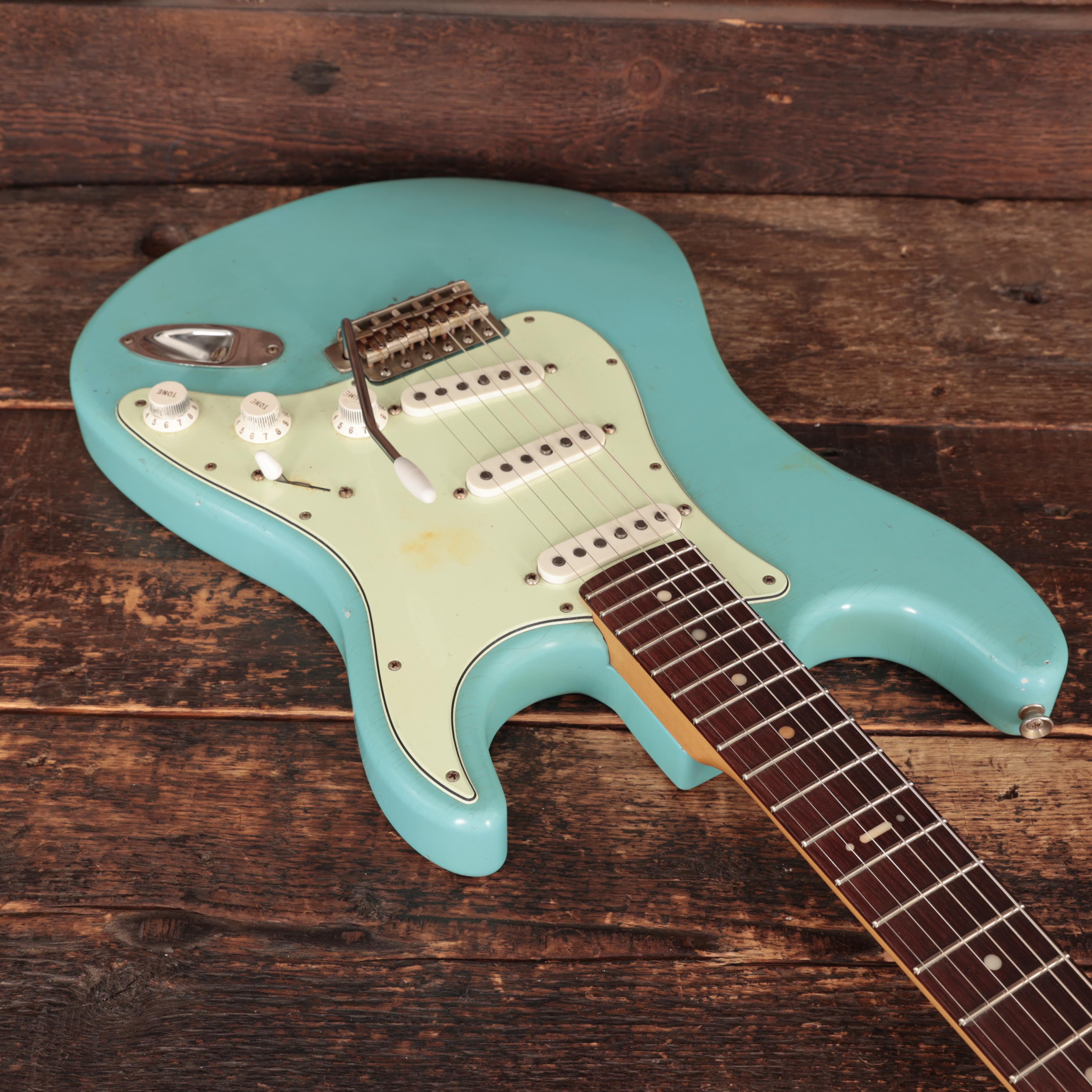 Hansen Guitars S-Style Electric Guitar in Daphne Blue, Rosewood Fretboard - 601 (12).jpg