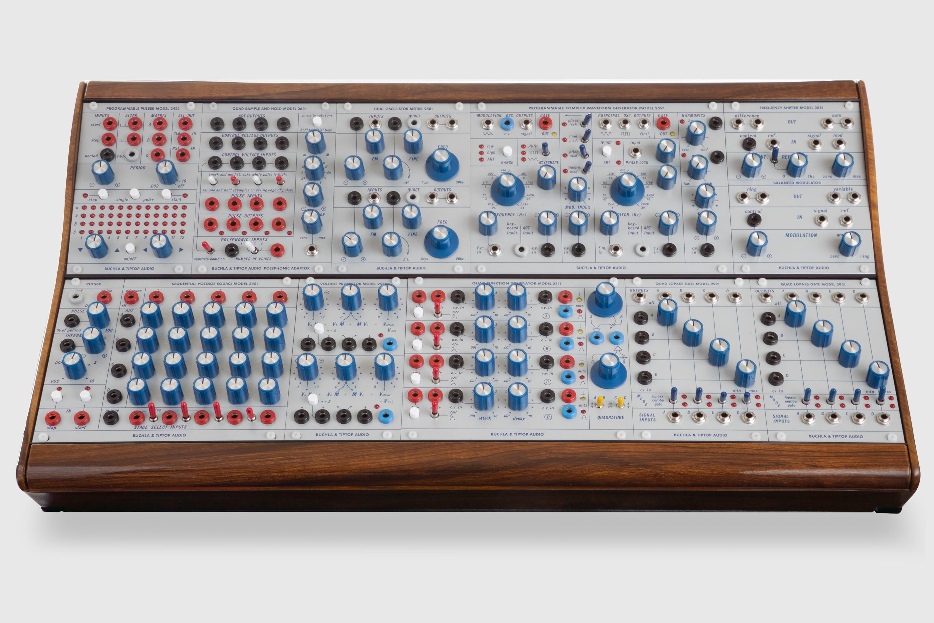 tiptop mantis オレンジカラー　モジュラーシンセ　ケース Tiptop Audio Mantis (2 x Tip Top Audio Mantis Orange モジュラー