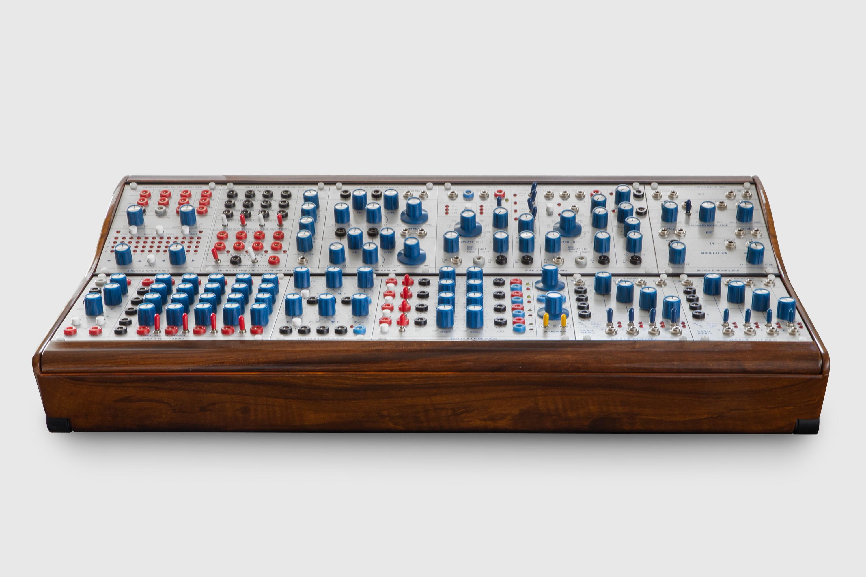 Tiptop Audio Mantis 200t Special Edition Wood Finish - TT-MANTIS200T-SE_8.jpg