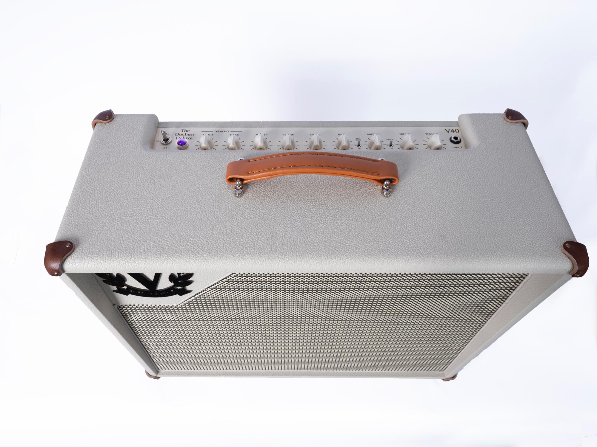 Victory V40 The Duchess Deluxe Combo MKII - DSCF6068.jpg