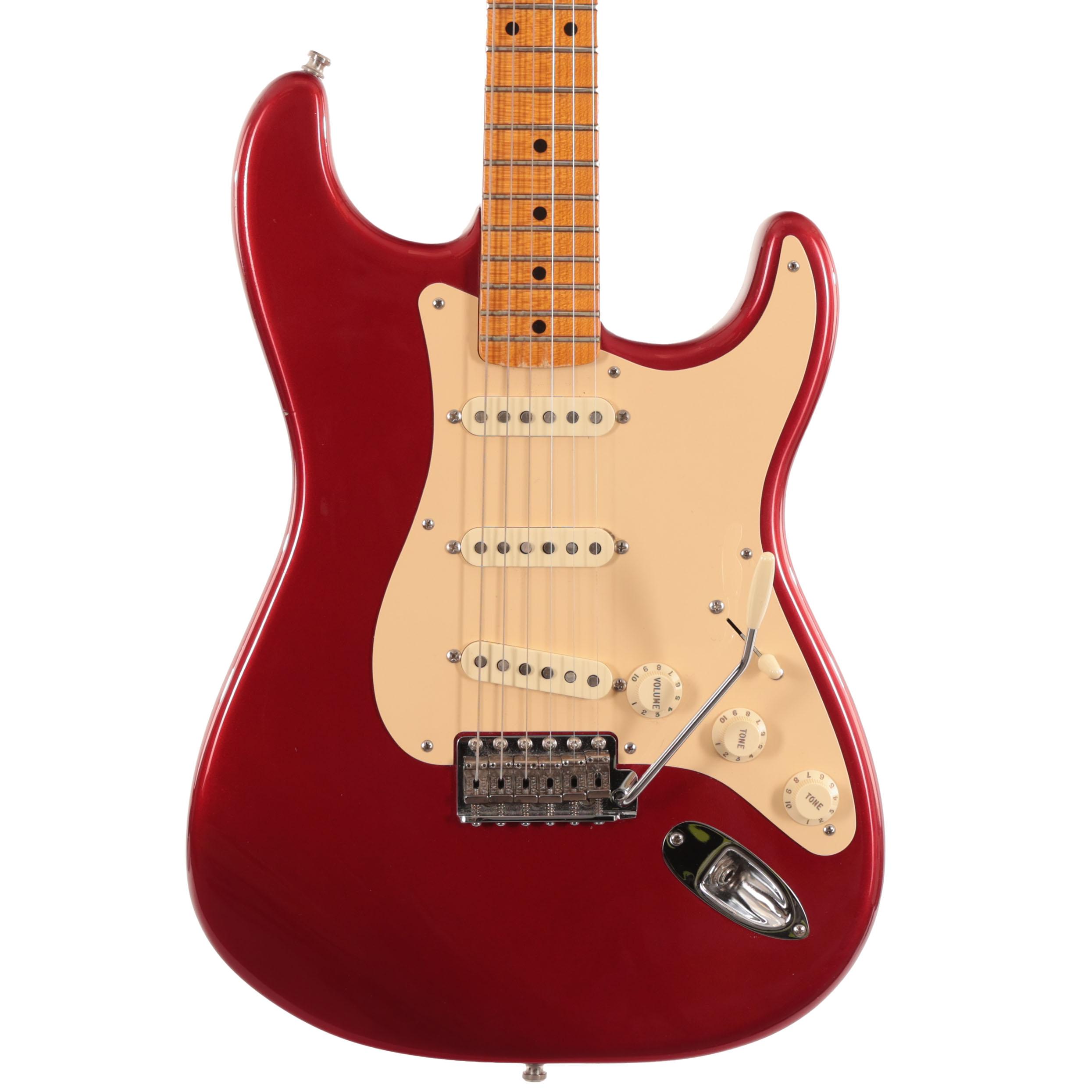 Second Hand Fender Eric Johnson Strat Candy Apple Red 006 - SH-114-2006 (2).jpg