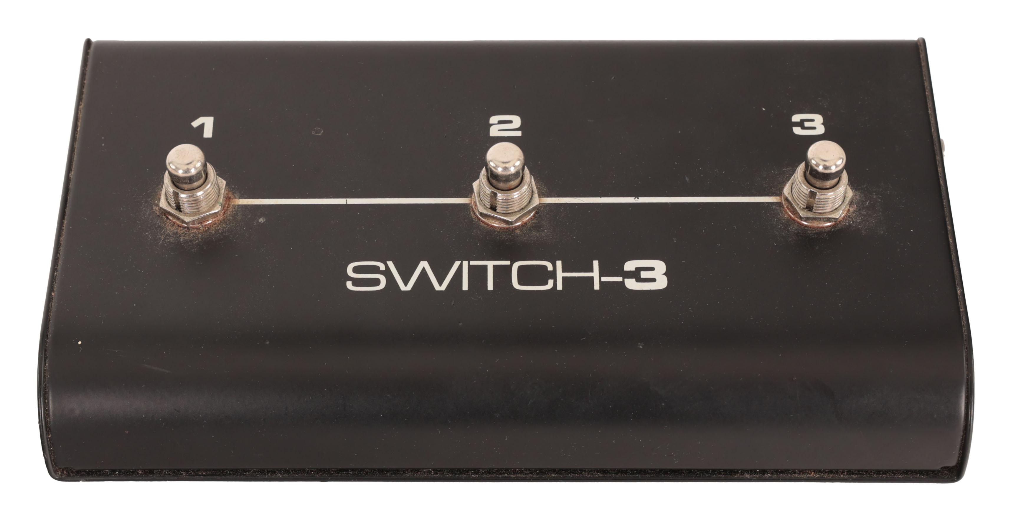 Second Hand TC Helicon Switch 3 Footswitch 240 - SH-241-5240 (2).jpg