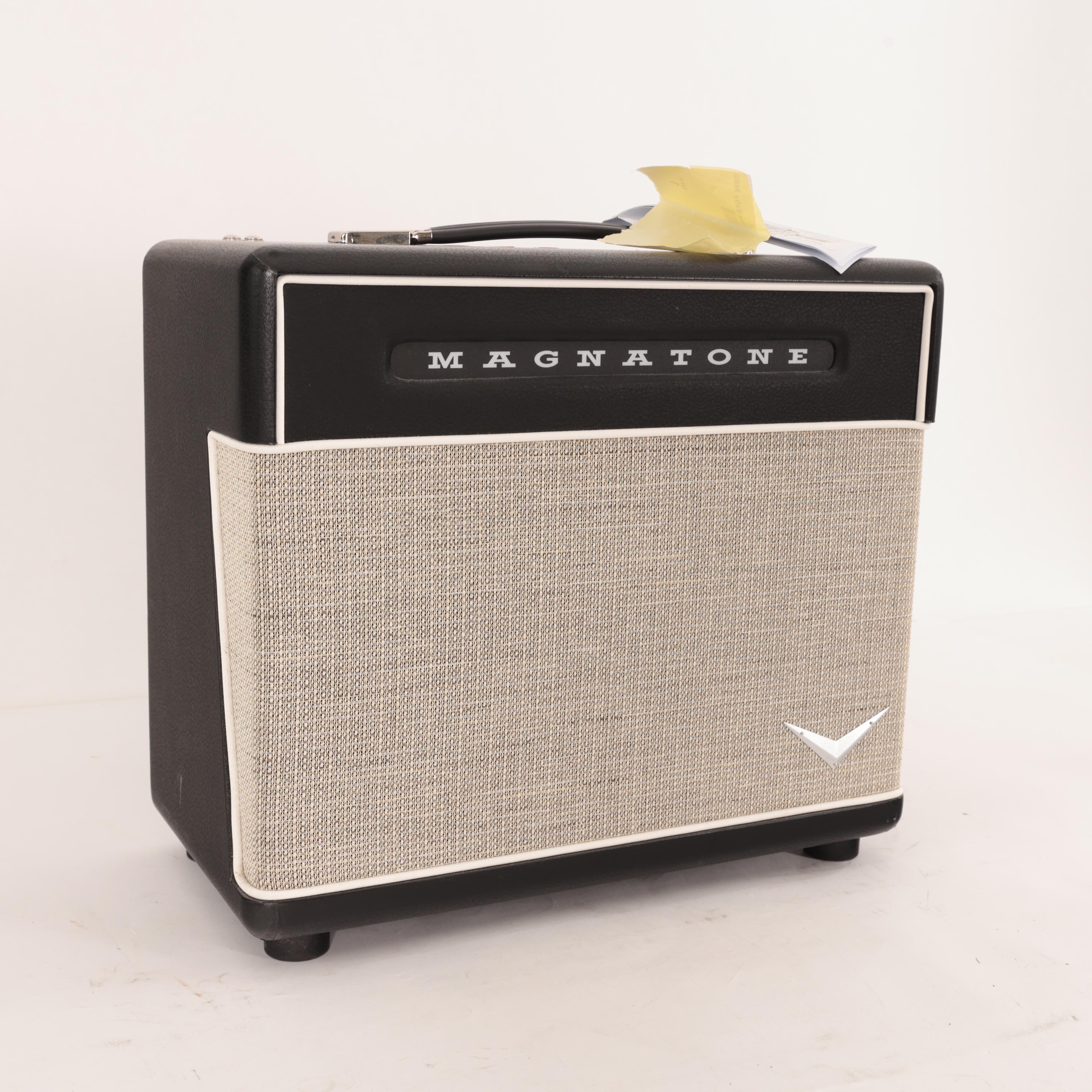 Second Hand Magnatone Baby M80 Valve Amp Combo 002 - SH-141-5002 (3).jpg