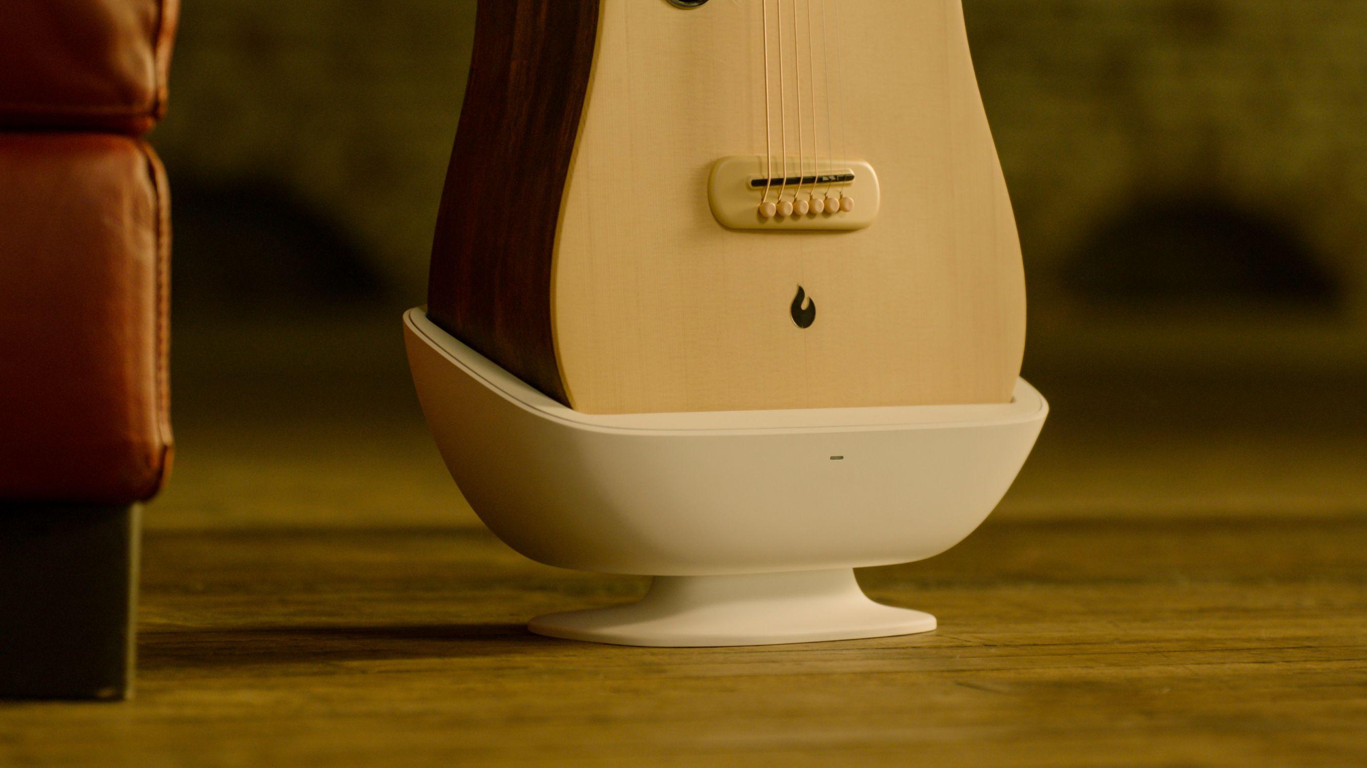 Lava Music Space Charging Dock White For Lava Me 4 Spruce 36" - ME4 合奏场景图2_compressed.jpg