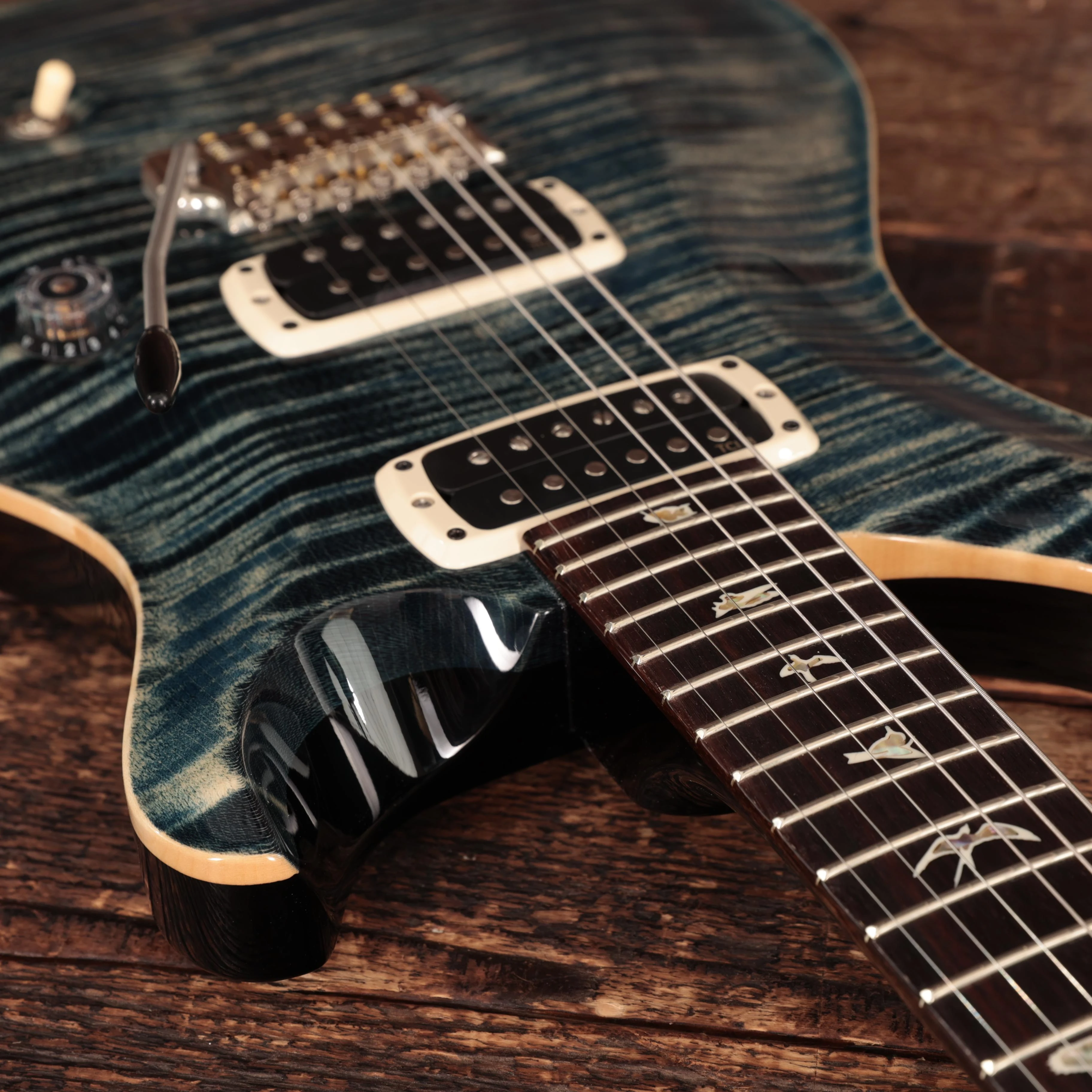 PRS Custom 24-08 Electric Guitar in Faded Whale Blue - 0408433 (12).JPG