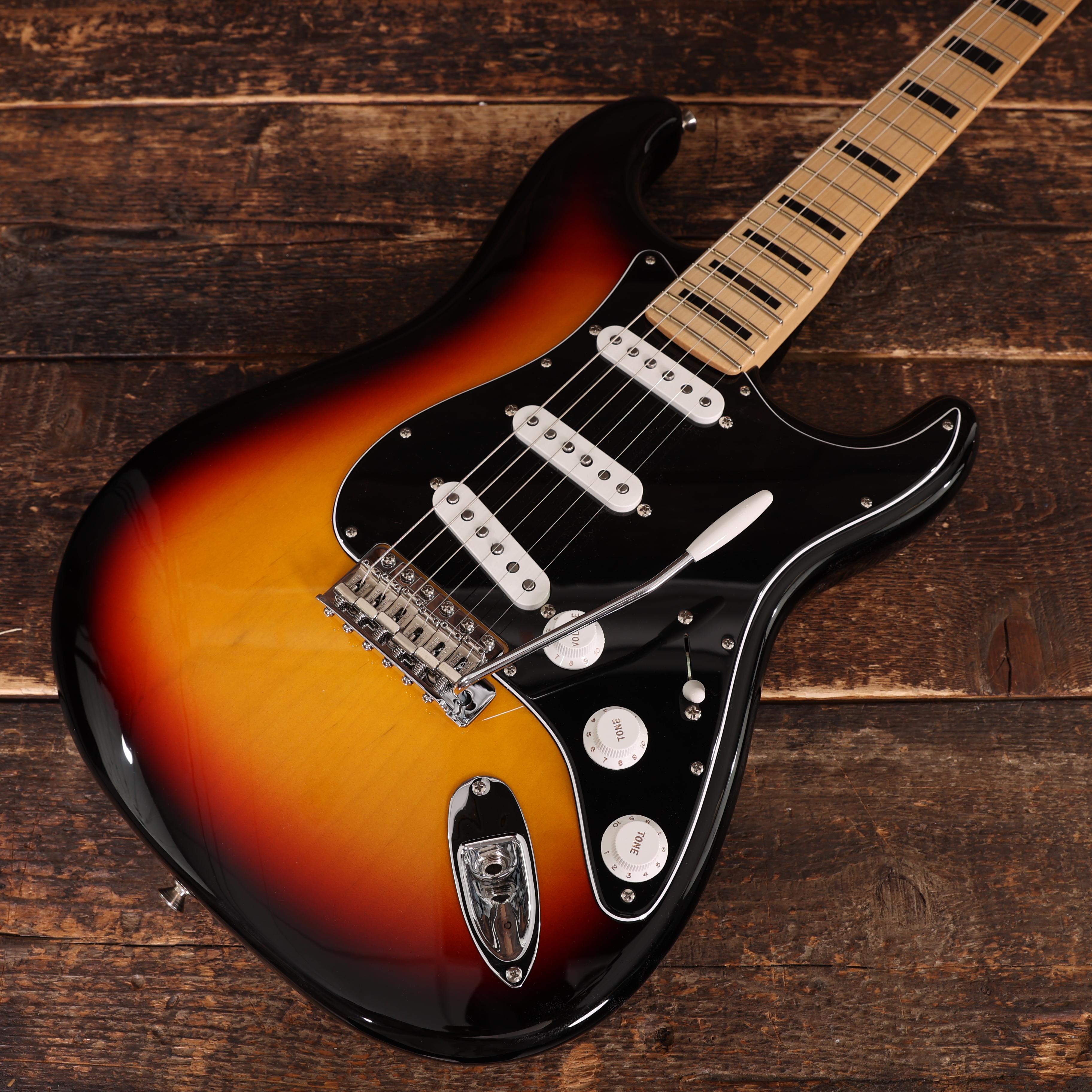 Fender Custom Shop Todd Krause Masterbuilt Modern '60s Stratocaster NOS in 3-Colour Sunburst - 9216050930 (8).jpg