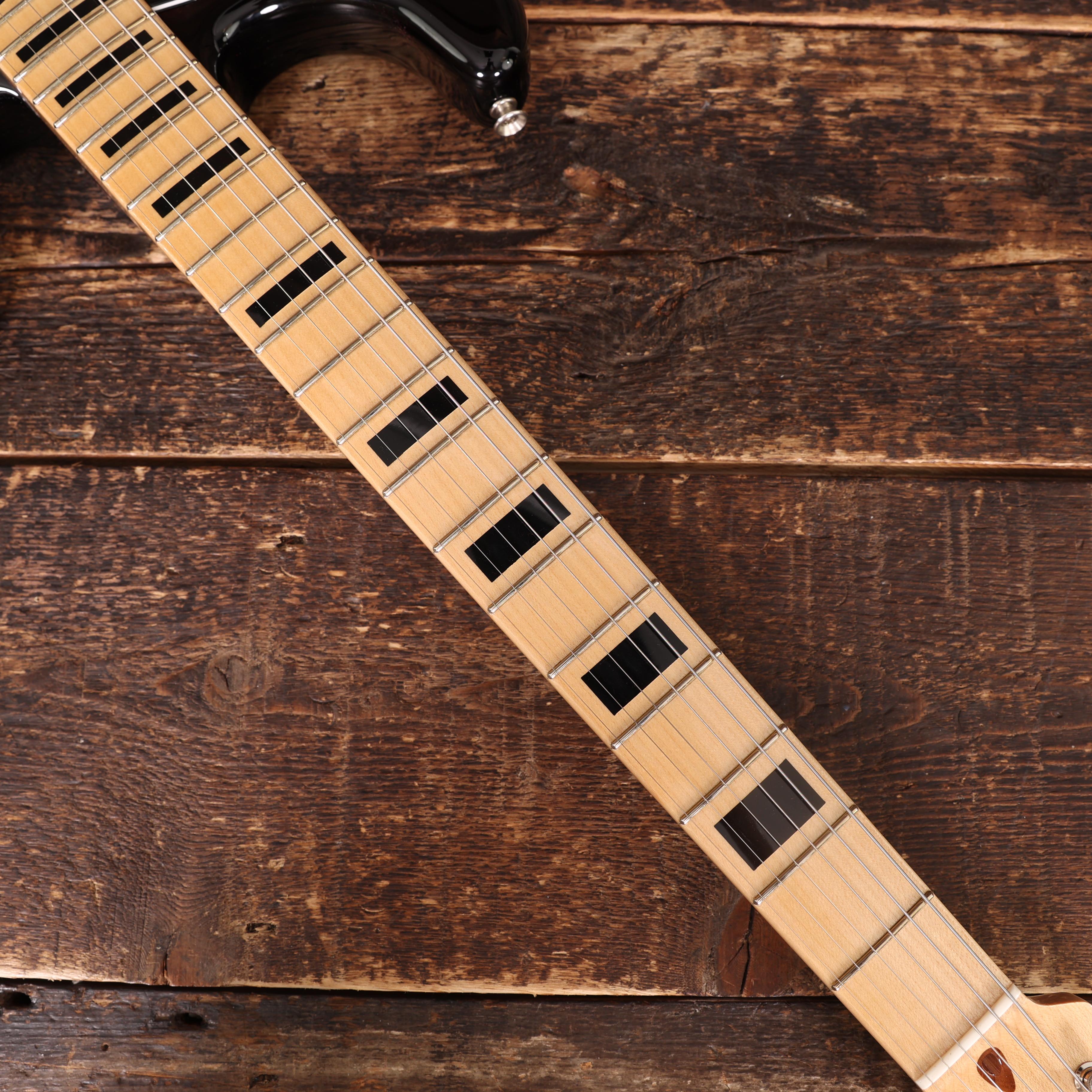 Fender Custom Shop Todd Krause Masterbuilt Modern '60s Stratocaster NOS in 3-Colour Sunburst - 9216050930 (13).jpg