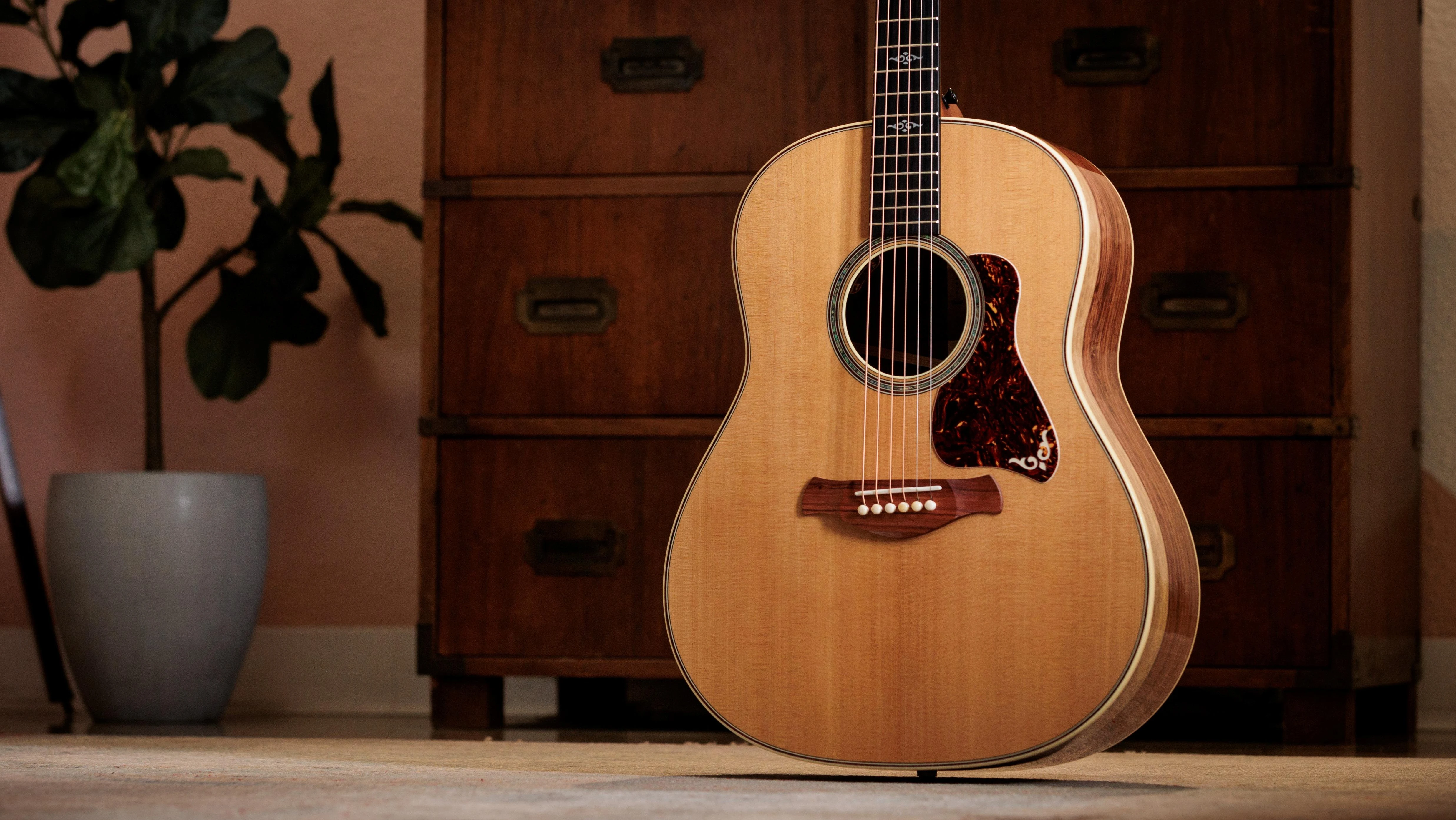 Taylor Gold Label 714e Electro Acoustic in Natural - Taylor-Gold-Label-817e-1205125062-gallery-17-2025.jpg