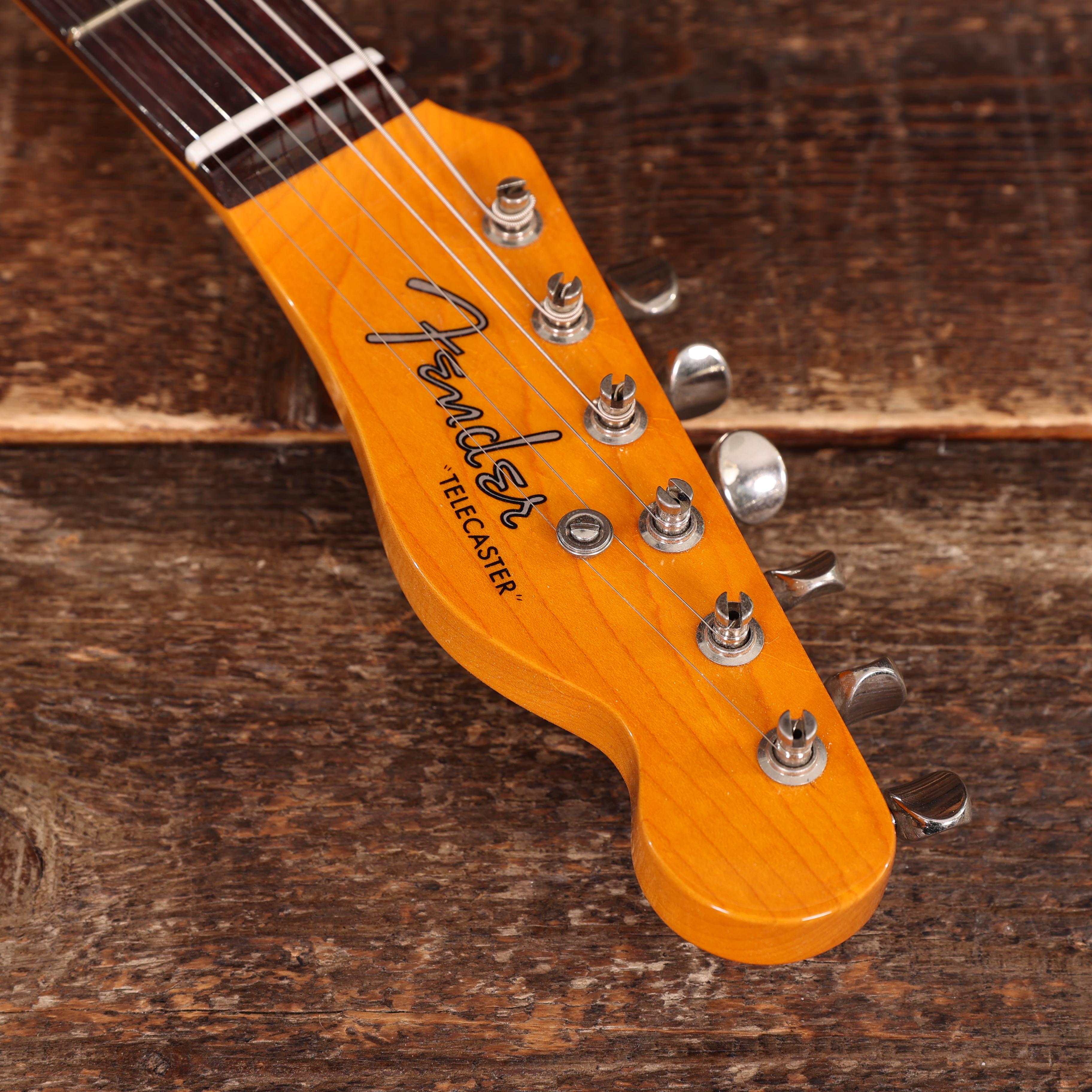 Fender Custom Shop Closet Classic 50's Thinline Telecaster in Super Faded Aged Shell Pink - R143236 (15).JPG