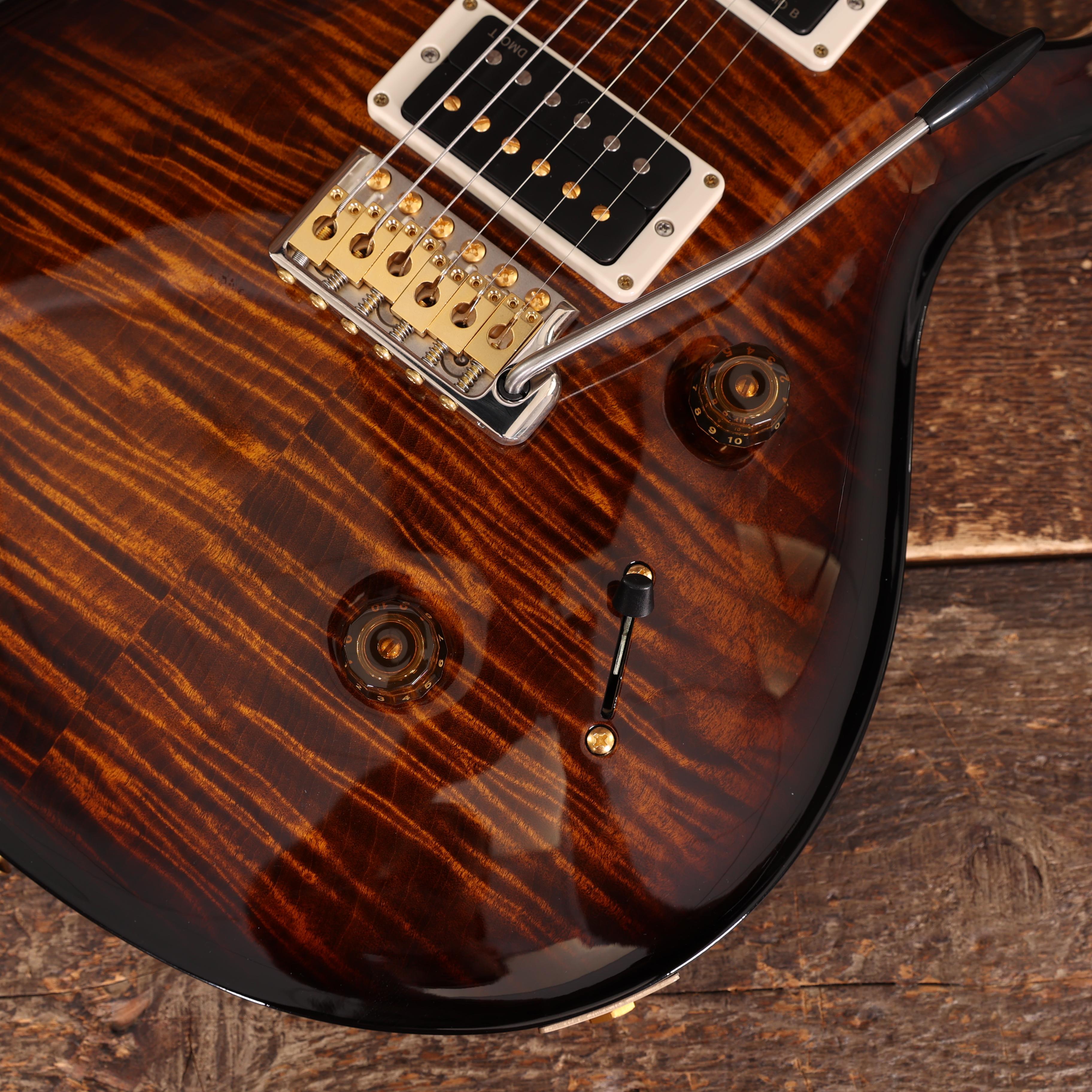 PRS Custom 24 10-Top Electric Guitar in Black Gold Burst - 0405181 (11).JPG