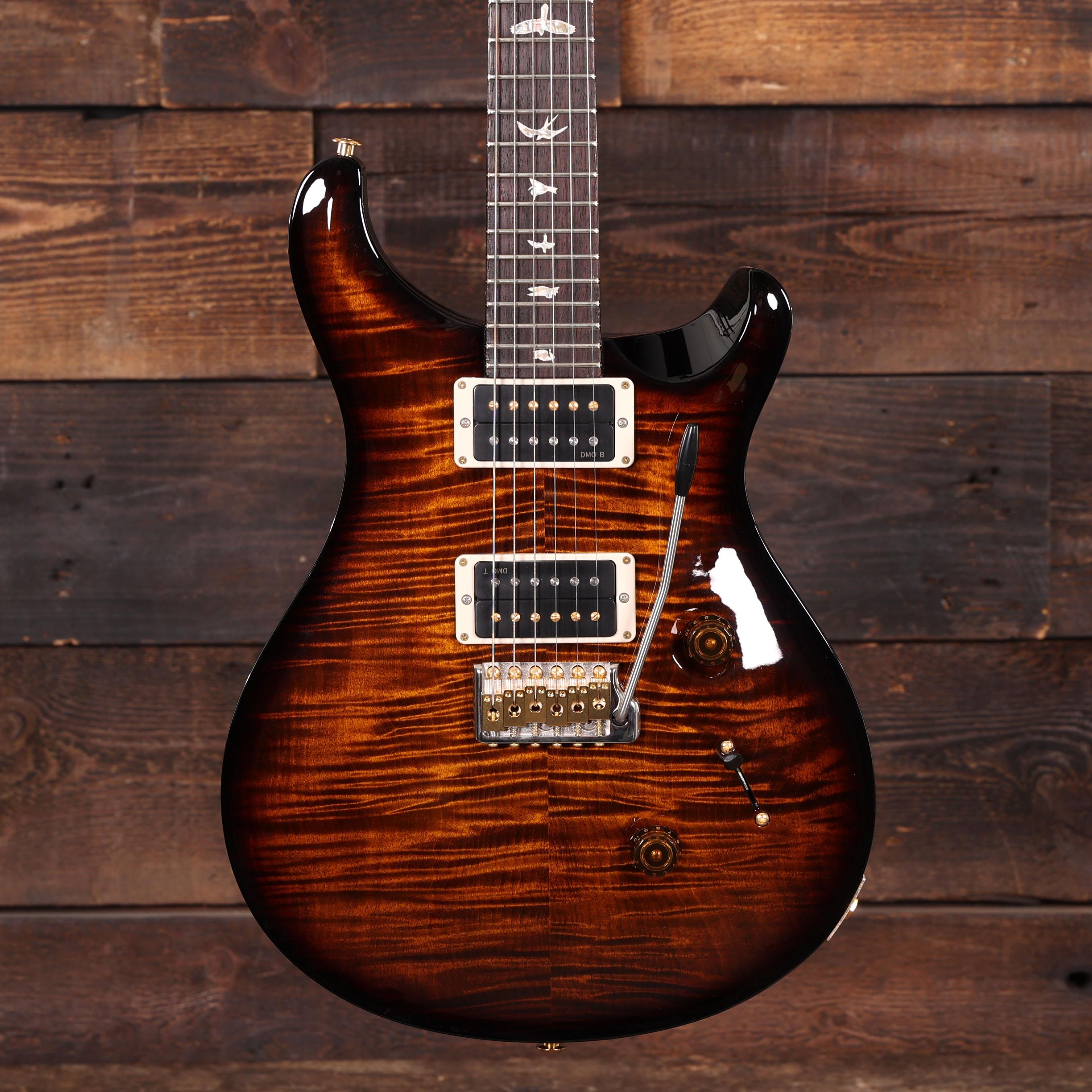 PRS Custom 24 10-Top Electric Guitar in Black Gold Burst - 0405181 (4).JPG