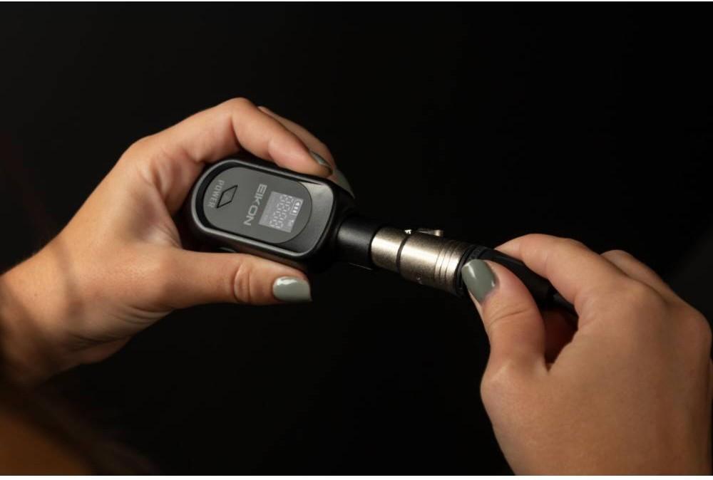 EIKON Wireless XLR Transmitter/Receiver System - UXLR_5.jpg