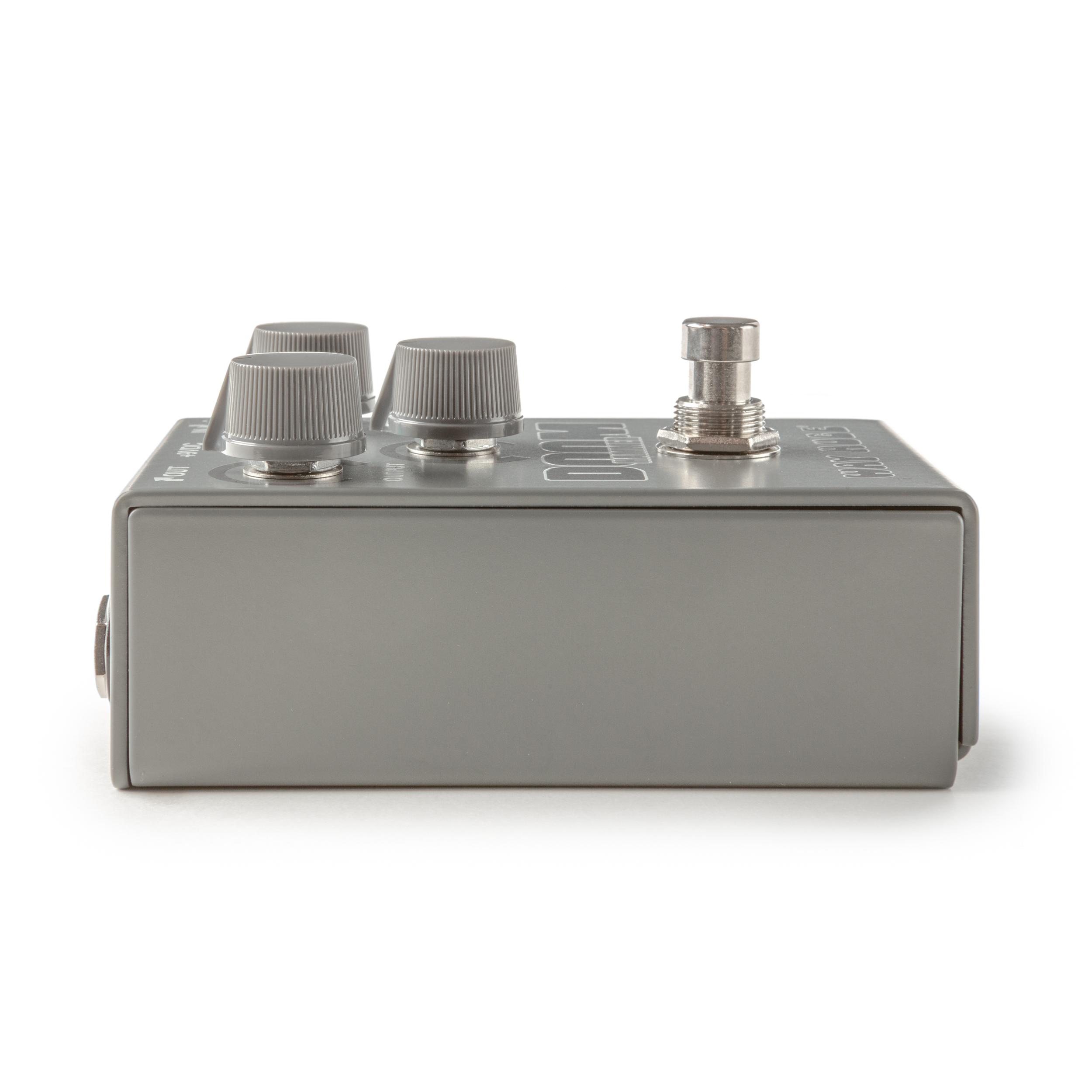 Way Huge Smalls Doom Hammer Fuzz Pedal - WM45.LEFT.jpg