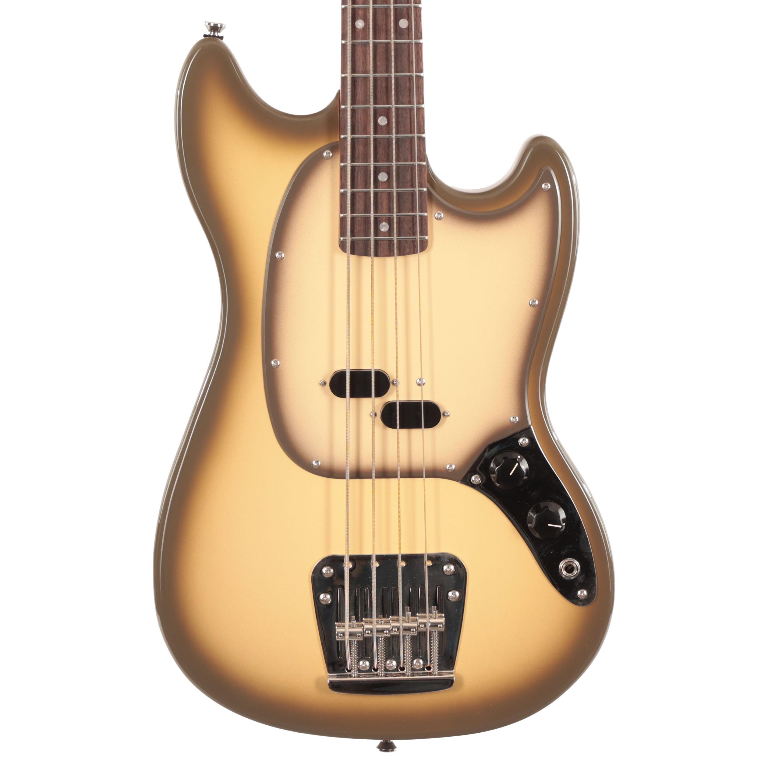 Squier Limited Edition Classic Vibe '60s Mustang Bass Guitar in Antigua - IMGL4798 (1).jpg