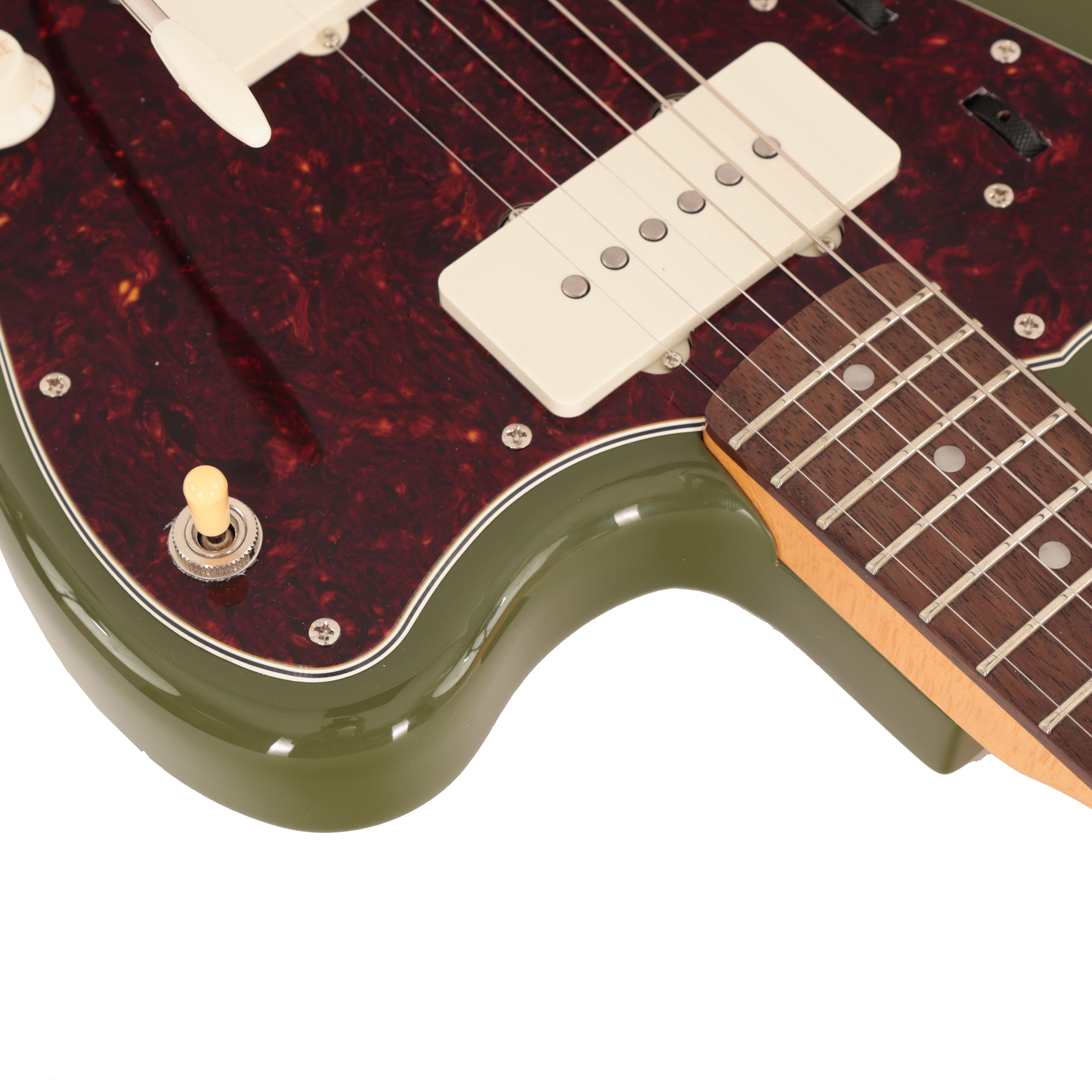 Squier Limited Edition Classic Vibe '60s Jazzmaster in Olive Green - IMGL4835.jpg