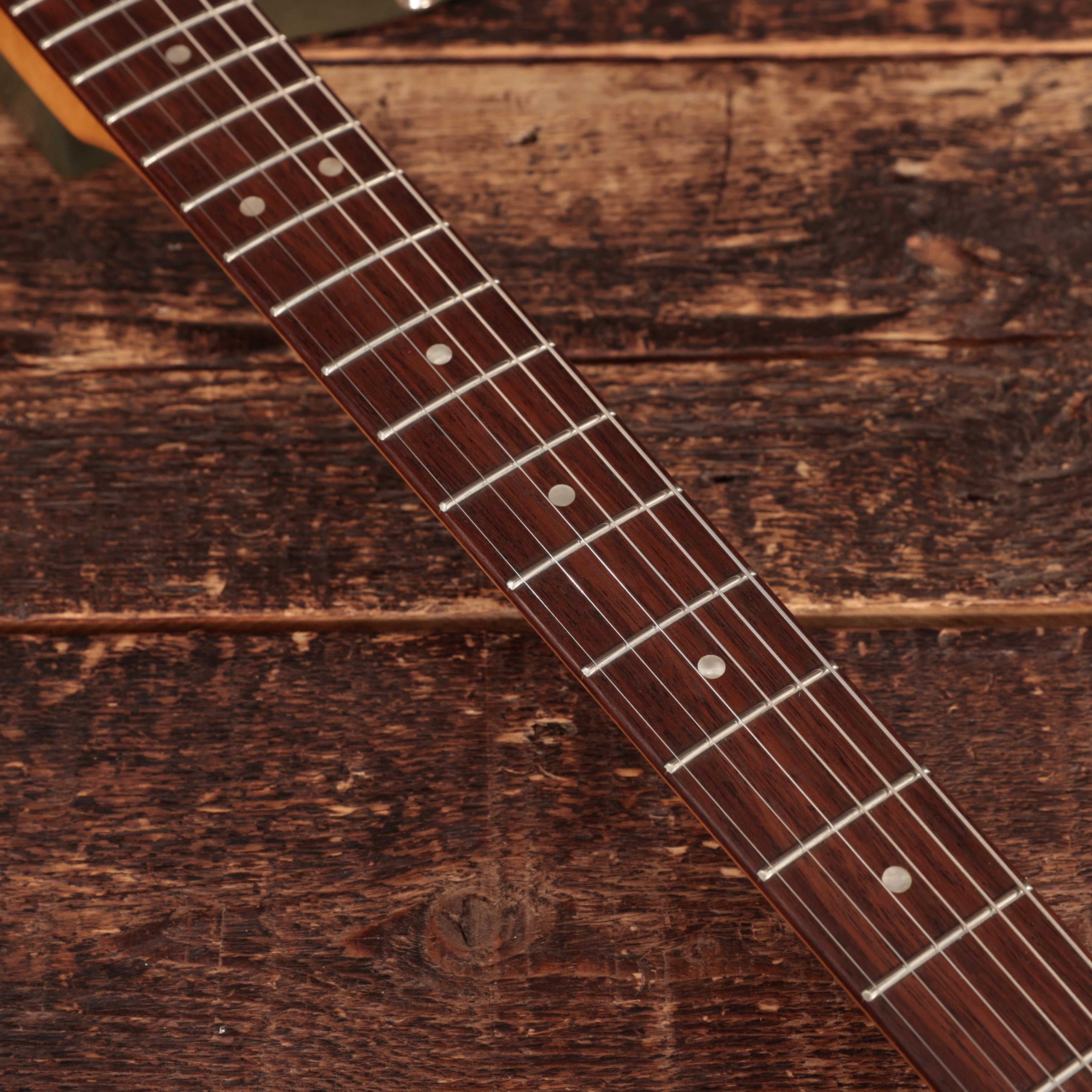 Squier Limited Edition Classic Vibe '60s Telecaster Thinline in Dark Olive Green  - IMGL4703.jpg