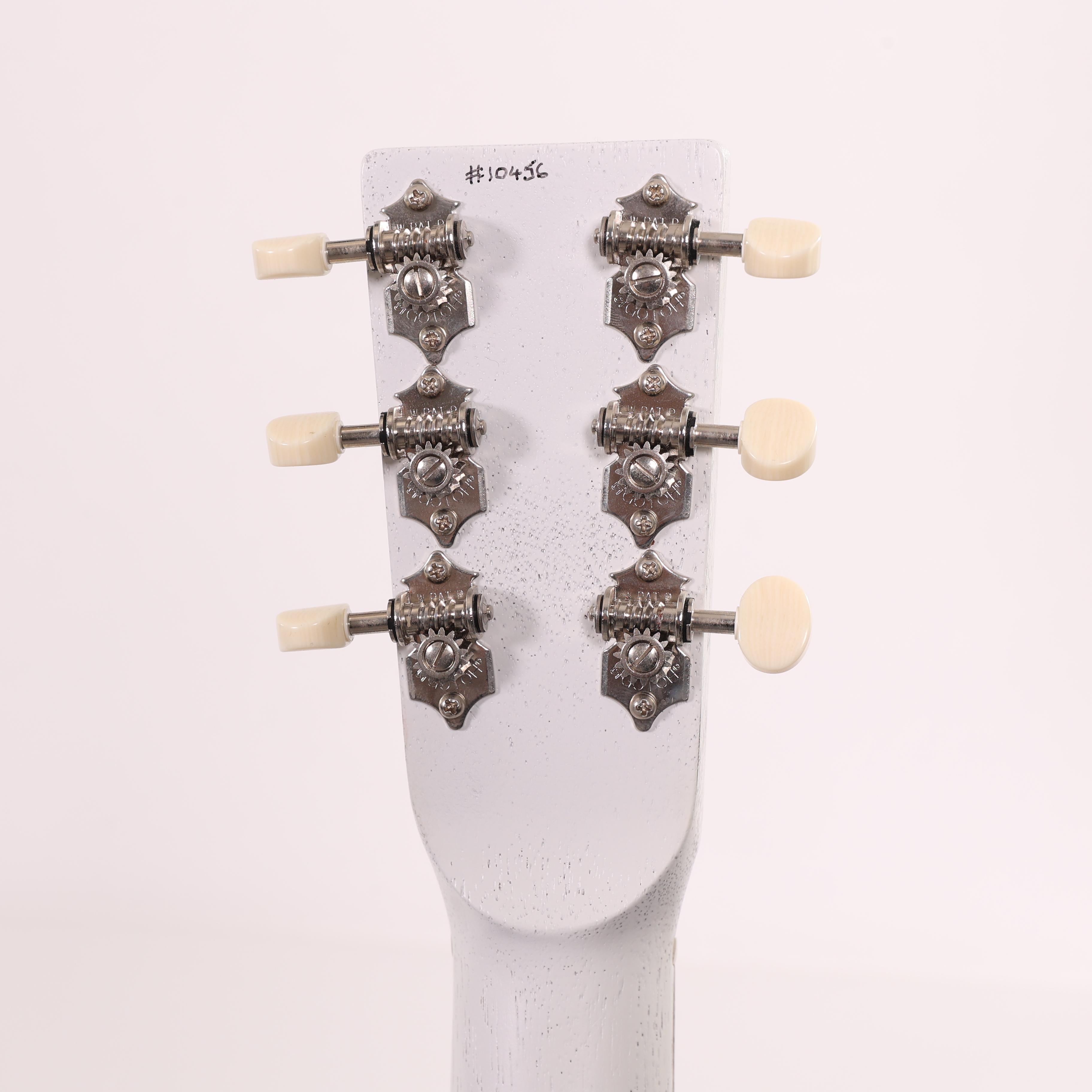 Second Hand Cream Aurora Standard Electric Guitar in White 292 - SH-241-5292 (8).jpg