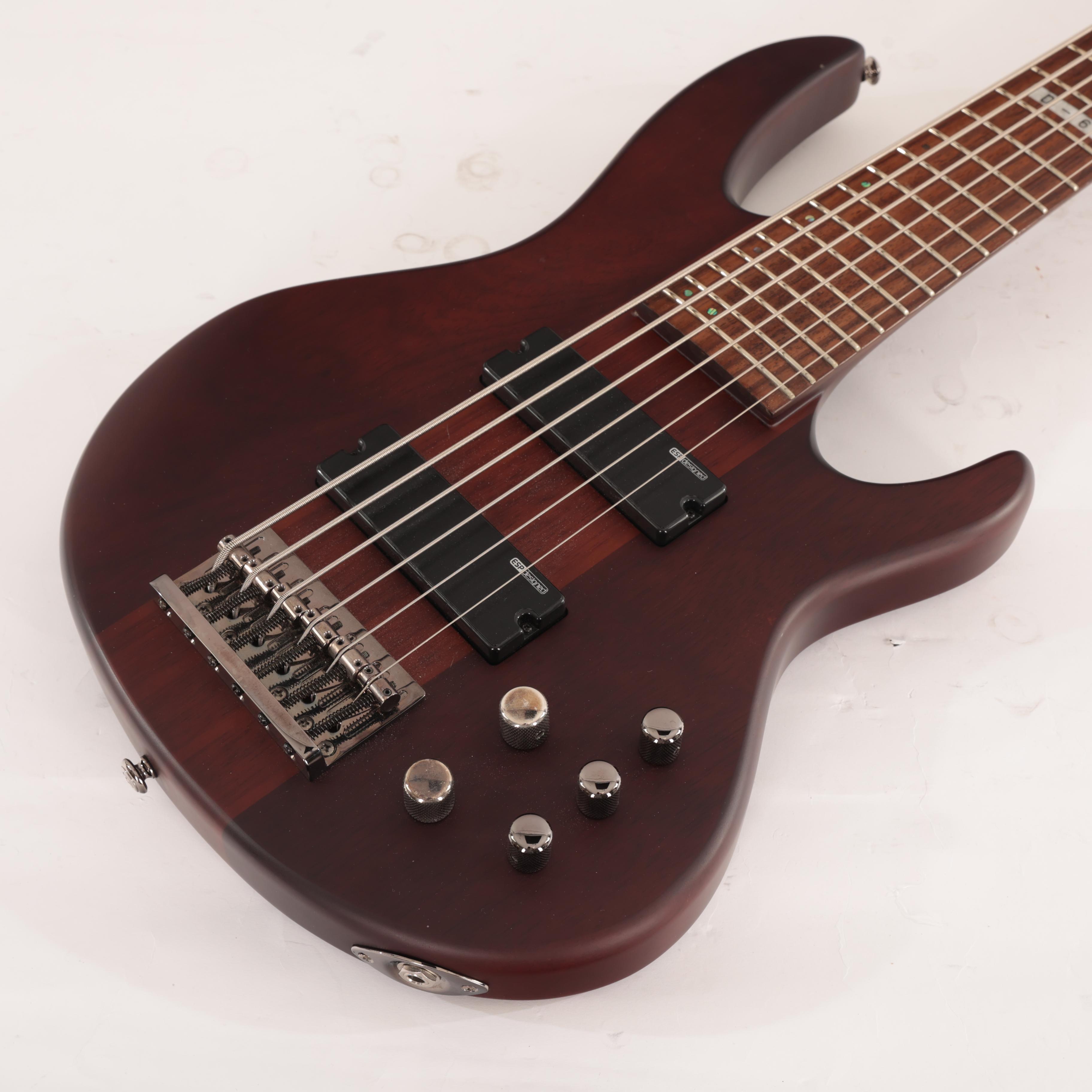 Second Hand ESP LTD D-6 6 String Bass 520 - SH-235-2520 (10).jpg
